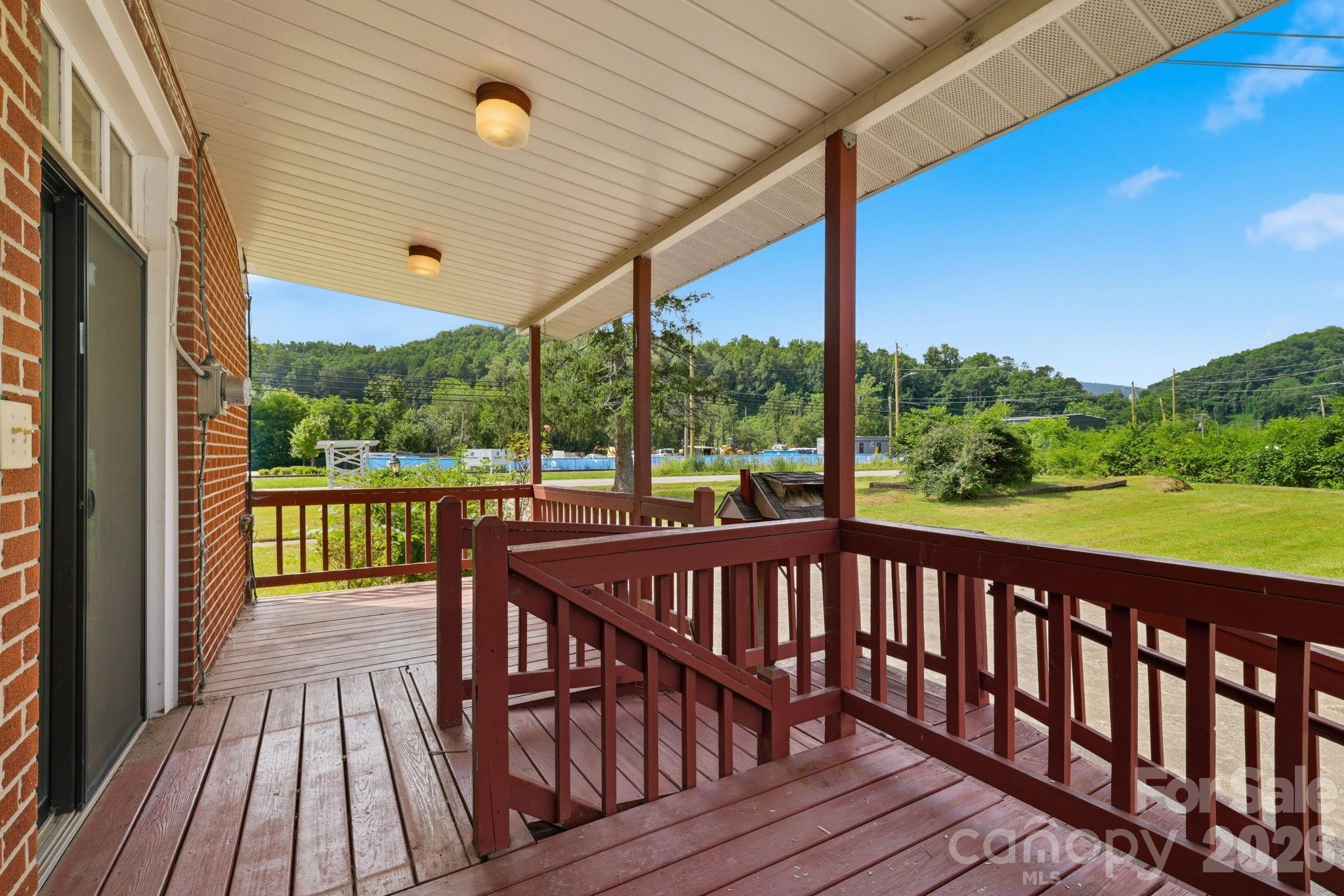 783 Skyland Drive — Sylva