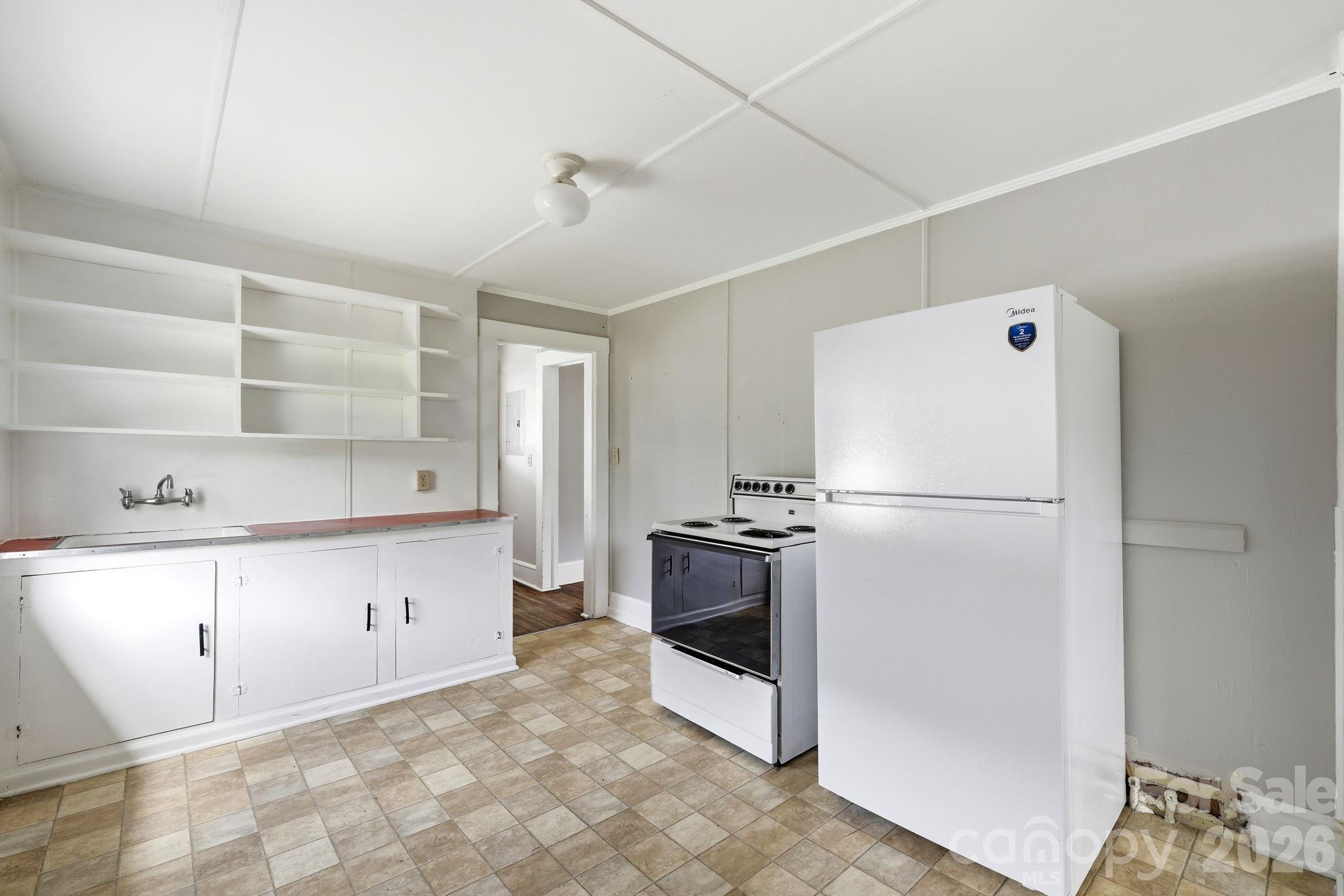 783 Skyland Drive — Sylva