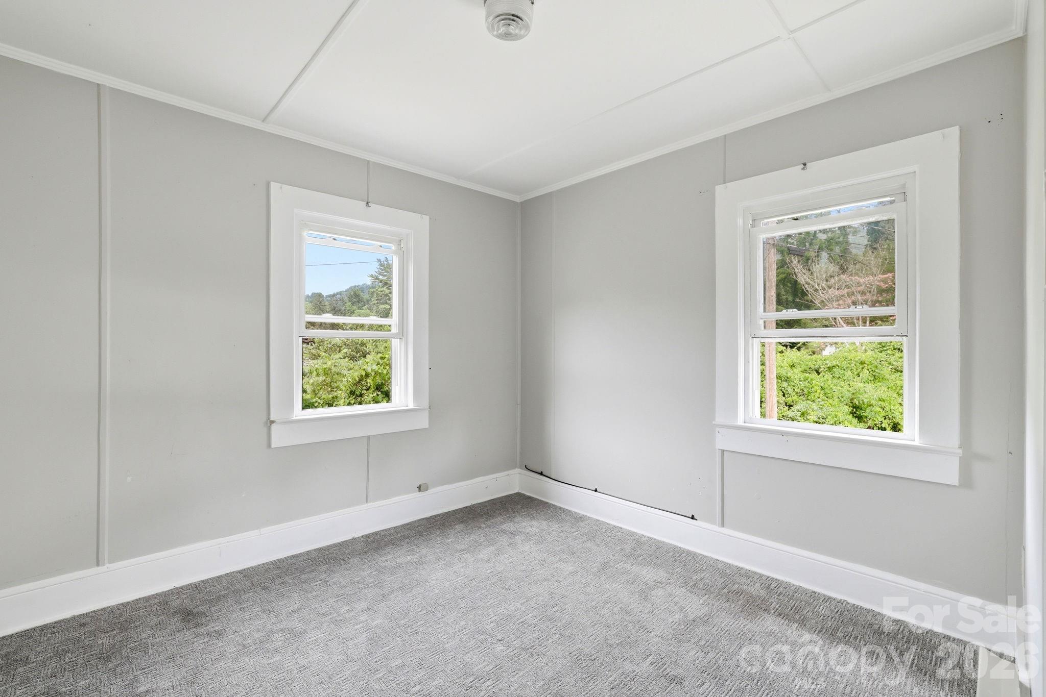 783 Skyland Drive — Sylva