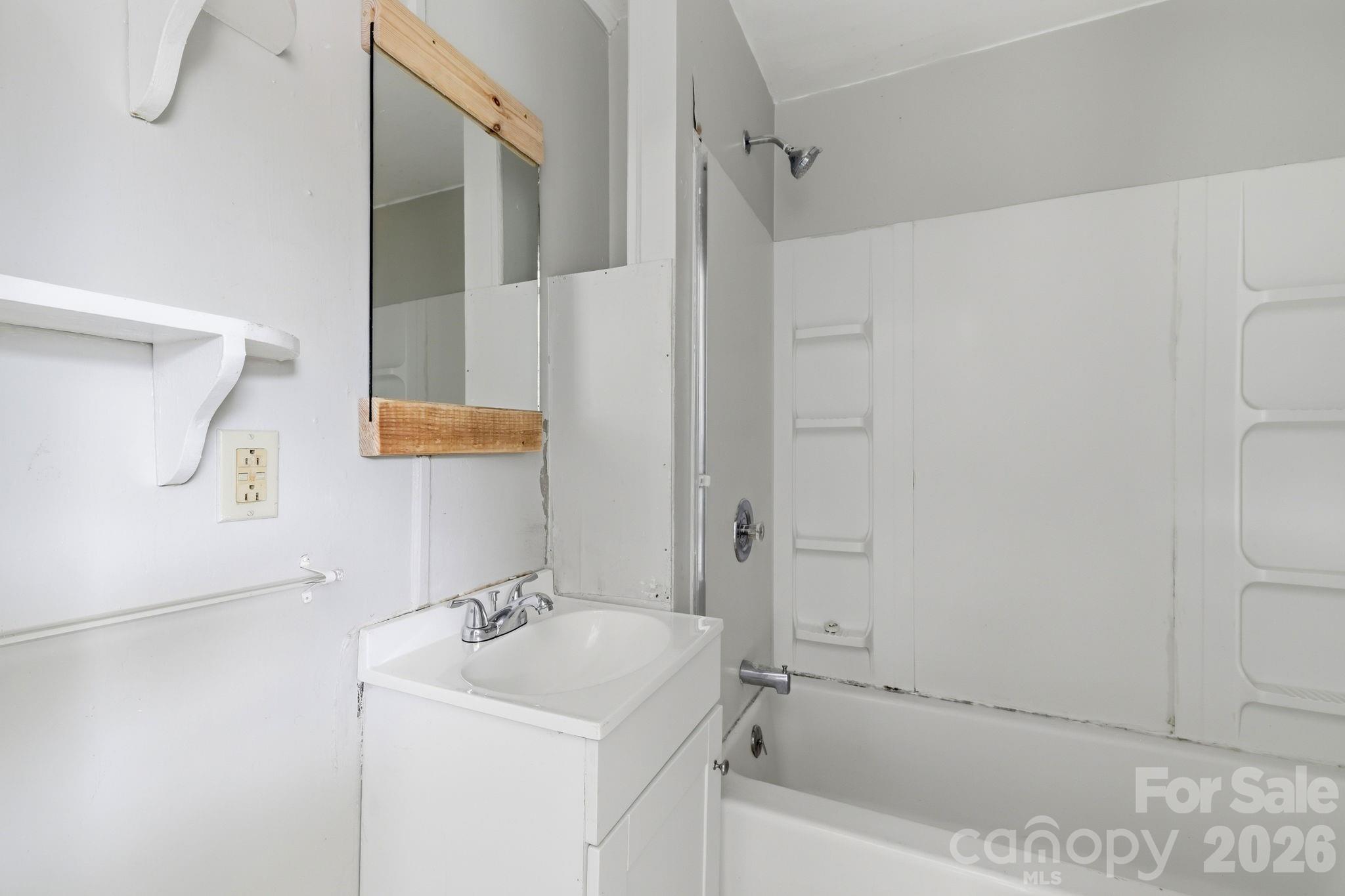 783 Skyland Drive — Sylva