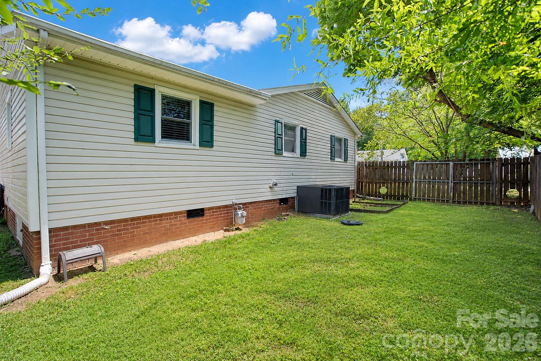5313 Clearwater Lake Road — Mount Holly