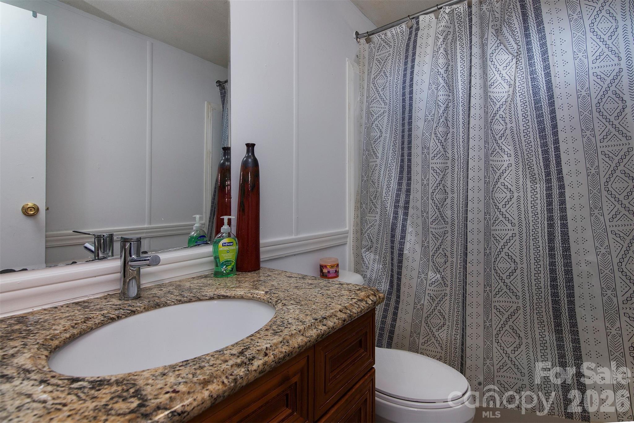 5727 Thompson Road — Charlotte