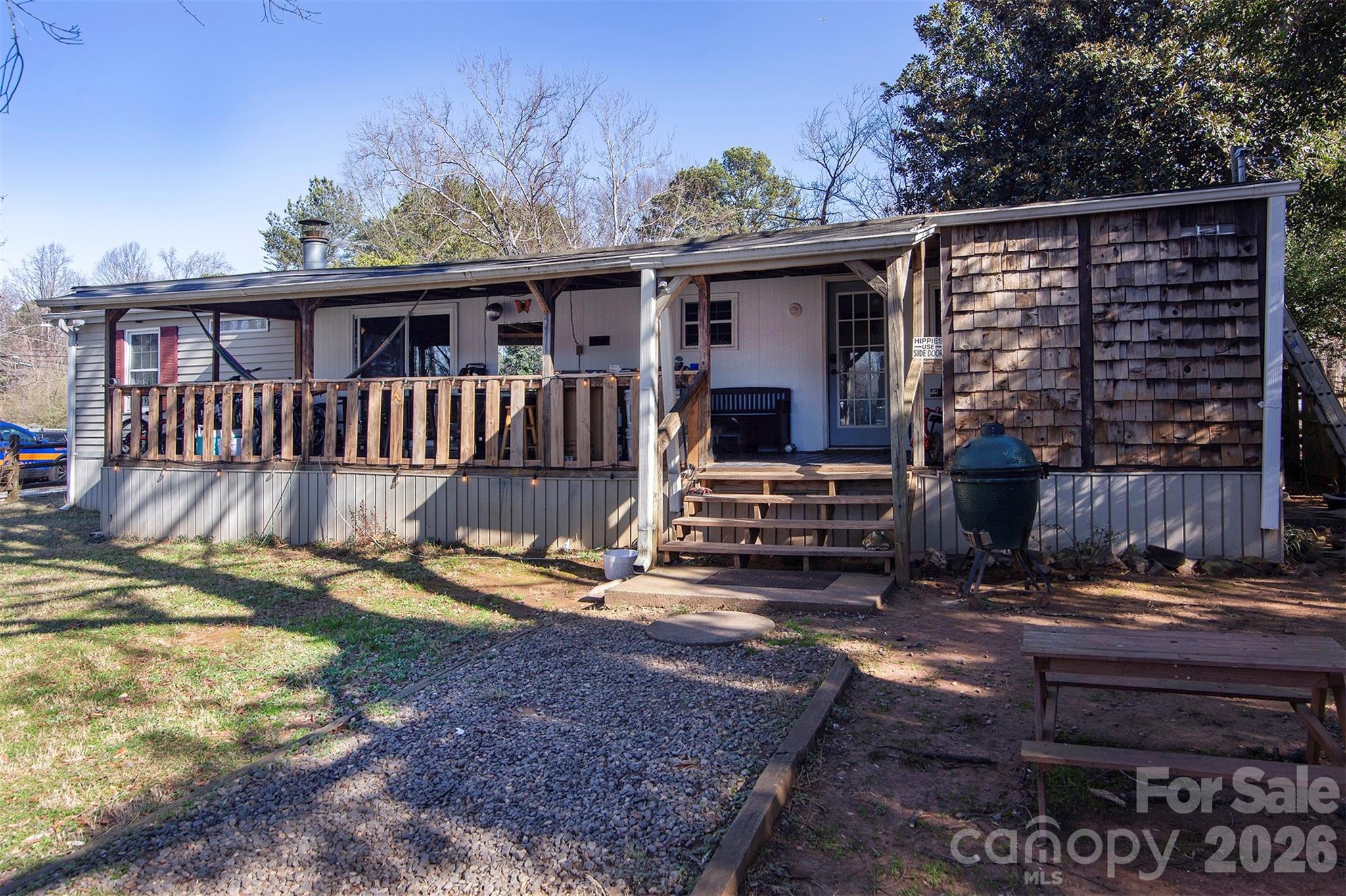 5727 Thompson Road — Charlotte
