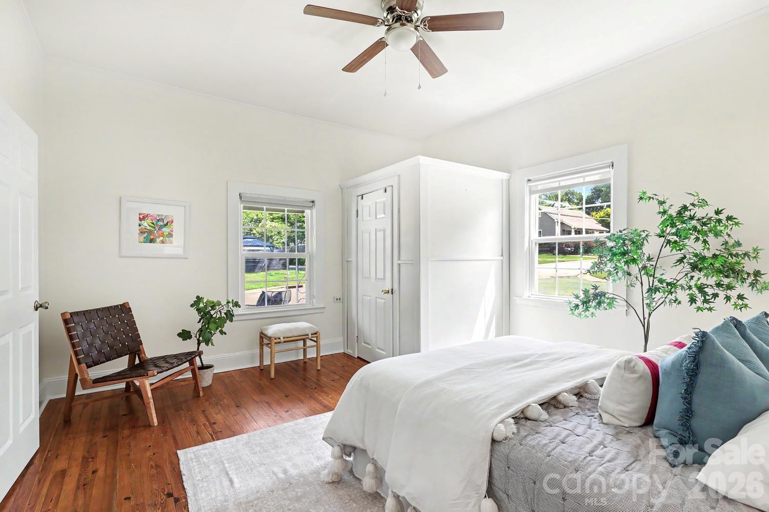 2816 Yadkin Avenue — Charlotte