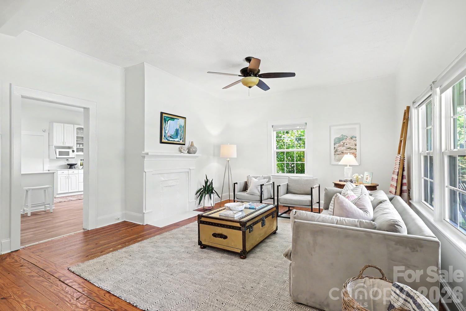 2816 Yadkin Avenue — Charlotte