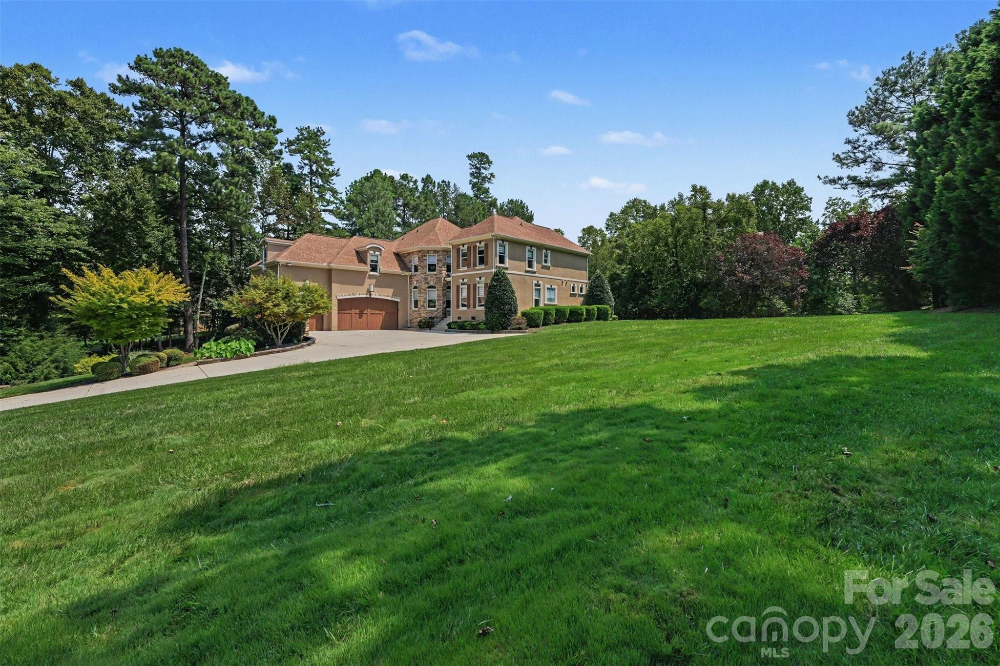 288 Indian Trail — Mooresville