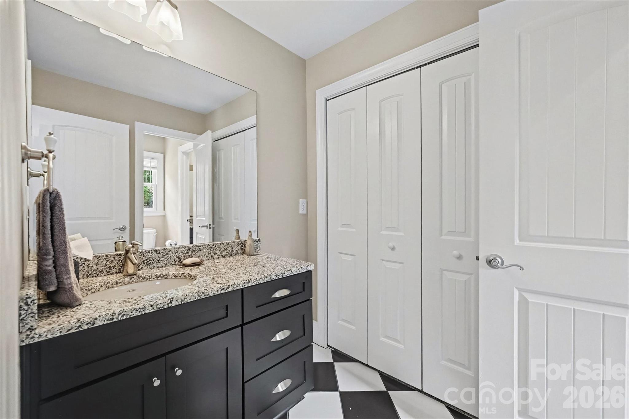 288 Indian Trail — Mooresville