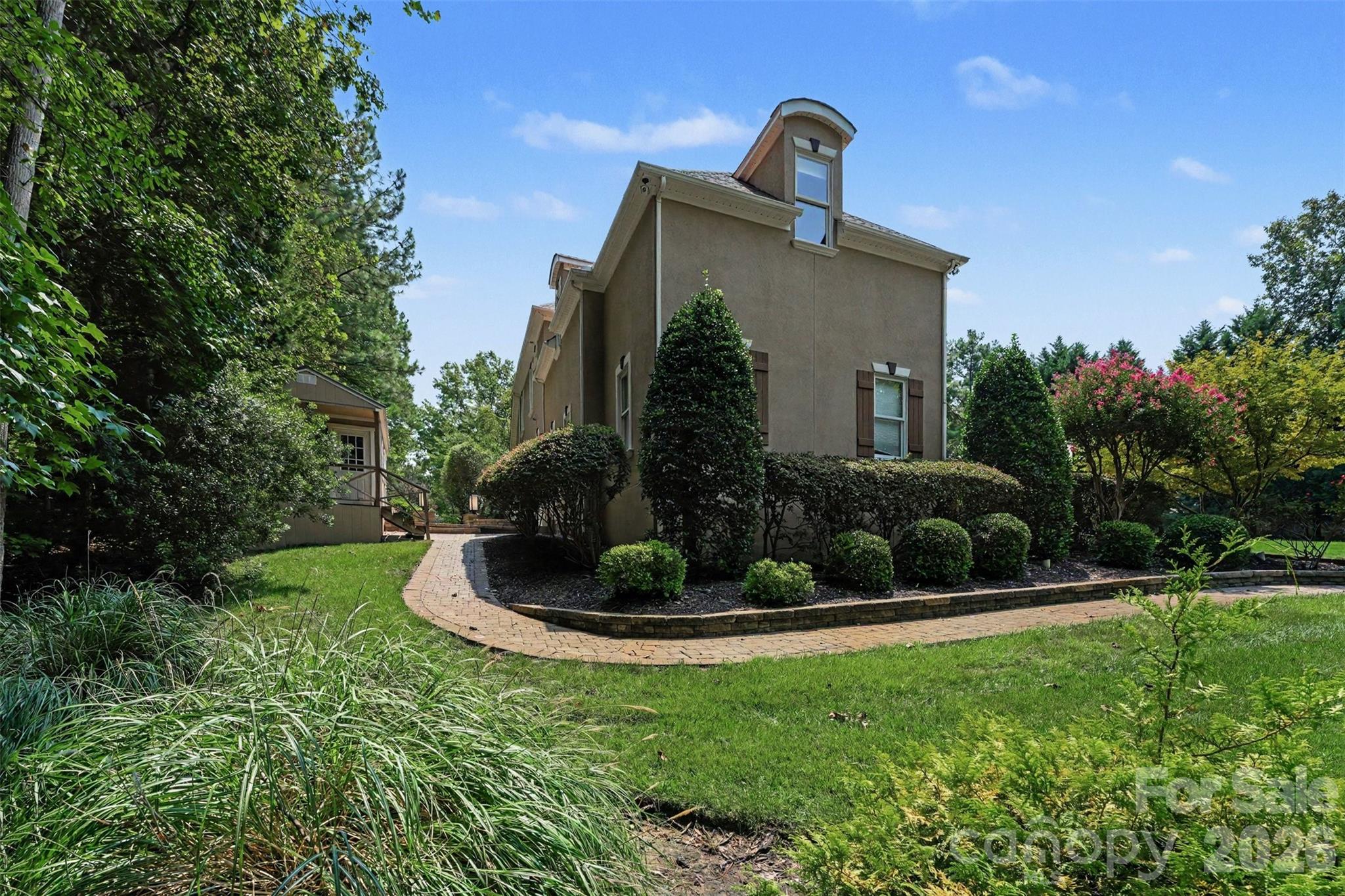 288 Indian Trail — Mooresville