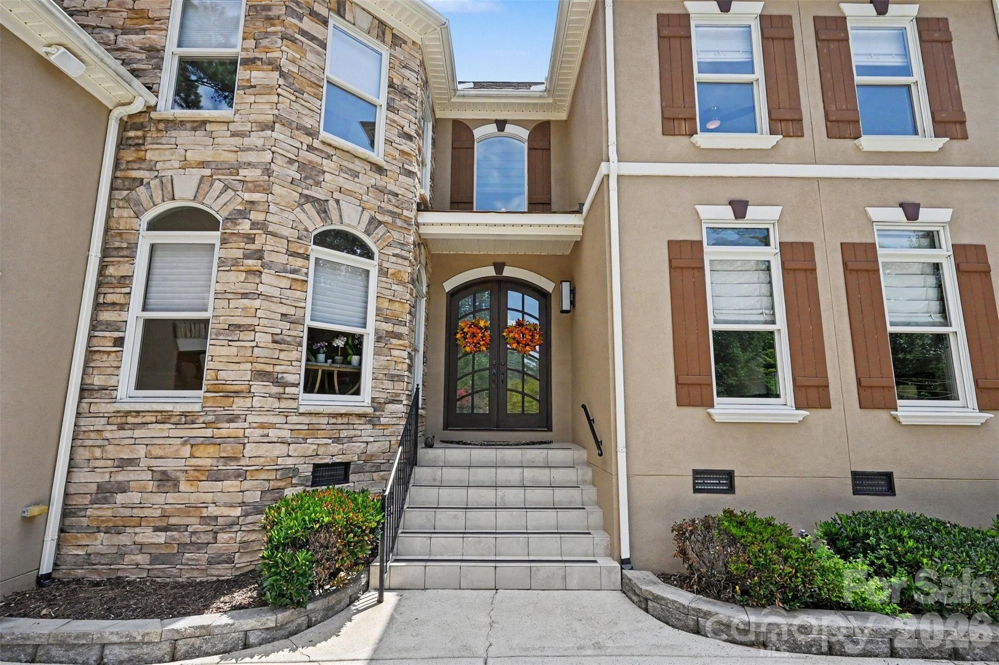 288 Indian Trail — Mooresville
