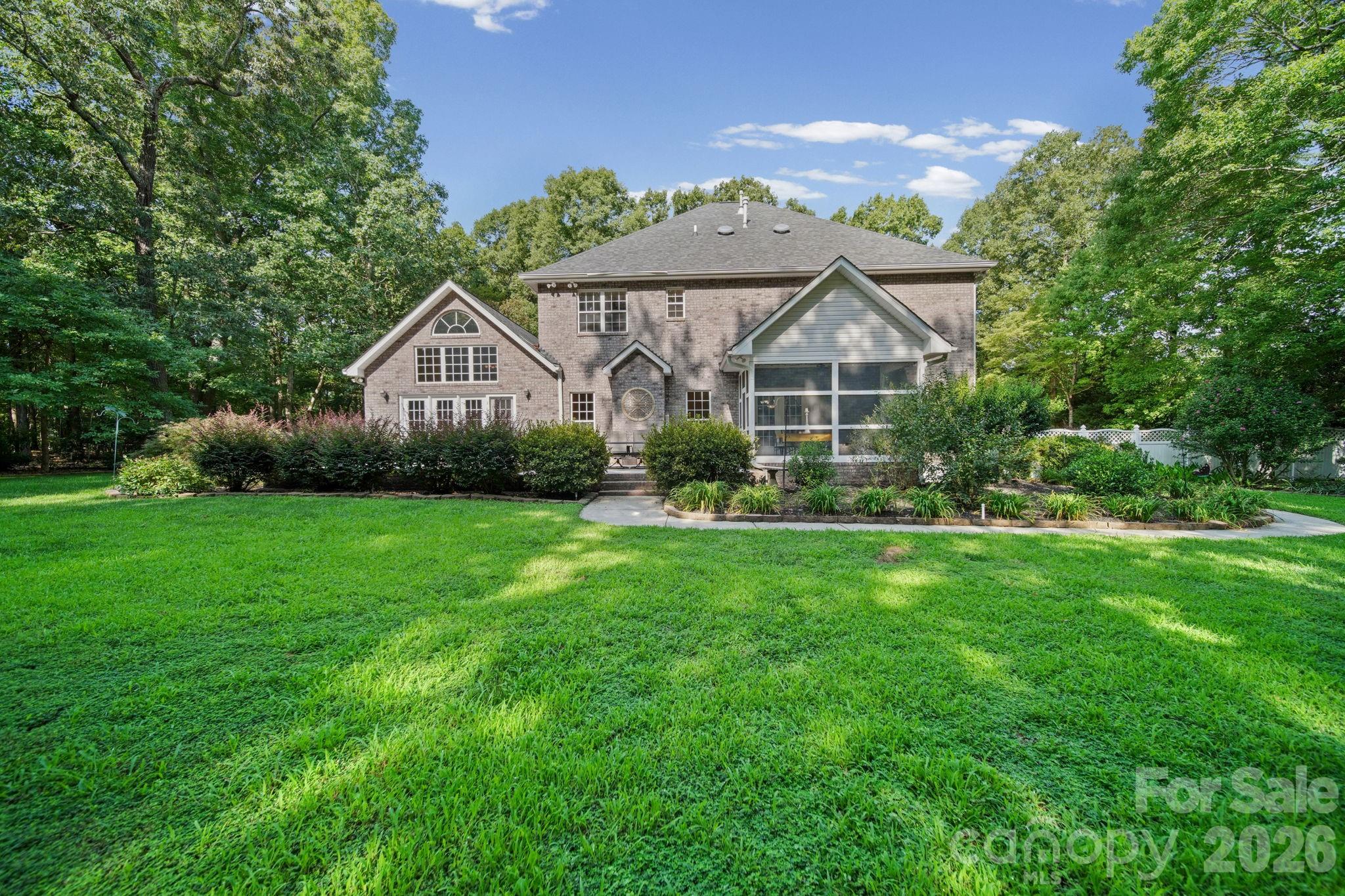2806 Iveywood Drive — Monroe