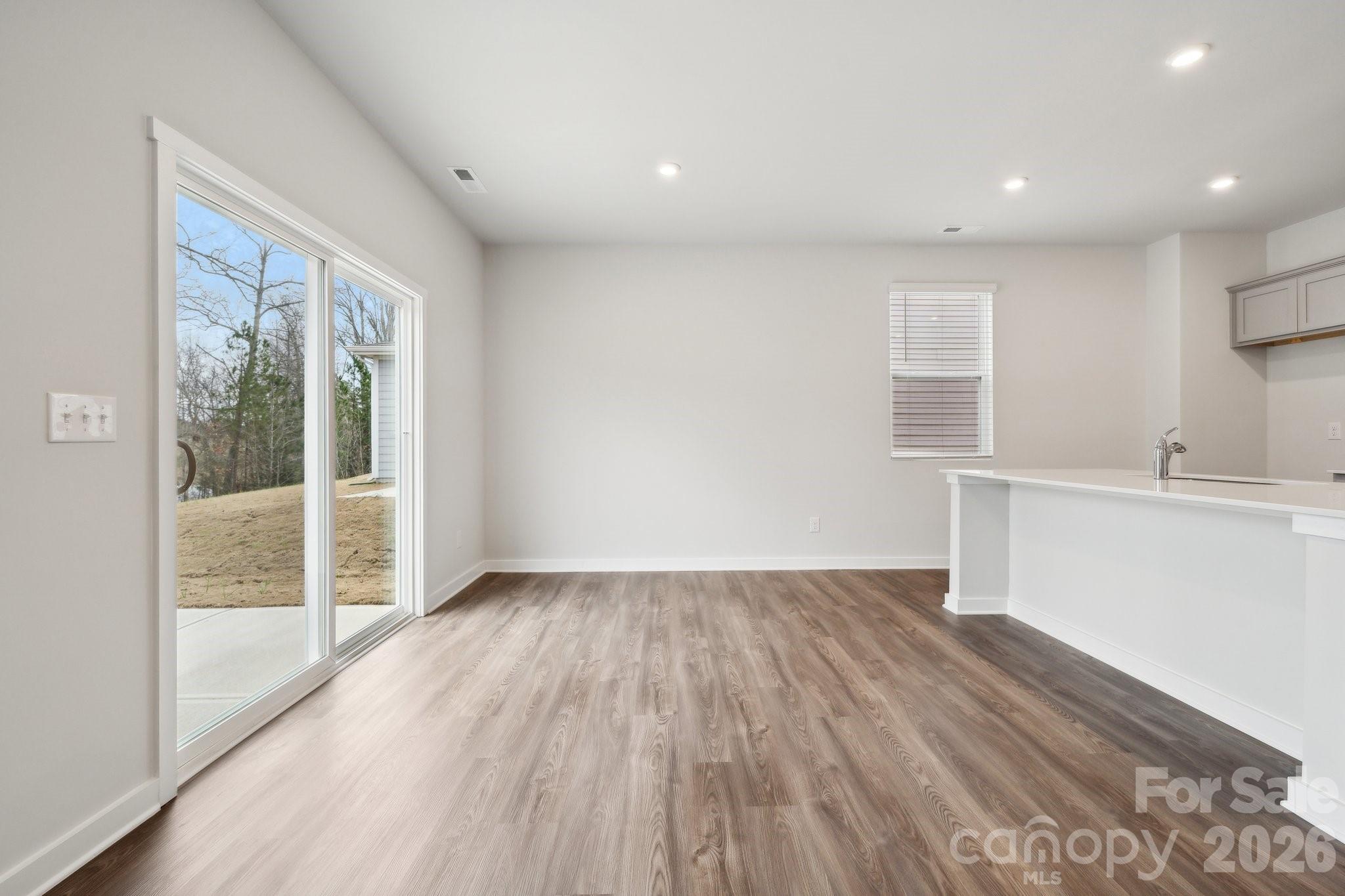 2941 31st Street Lane NE — Hickory