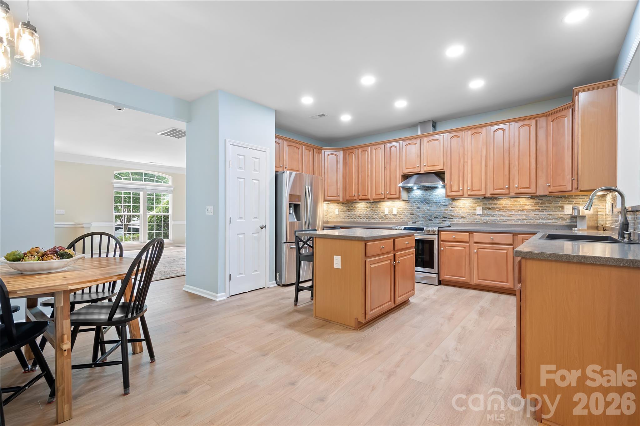 14661 Greenpoint Lane — Huntersville