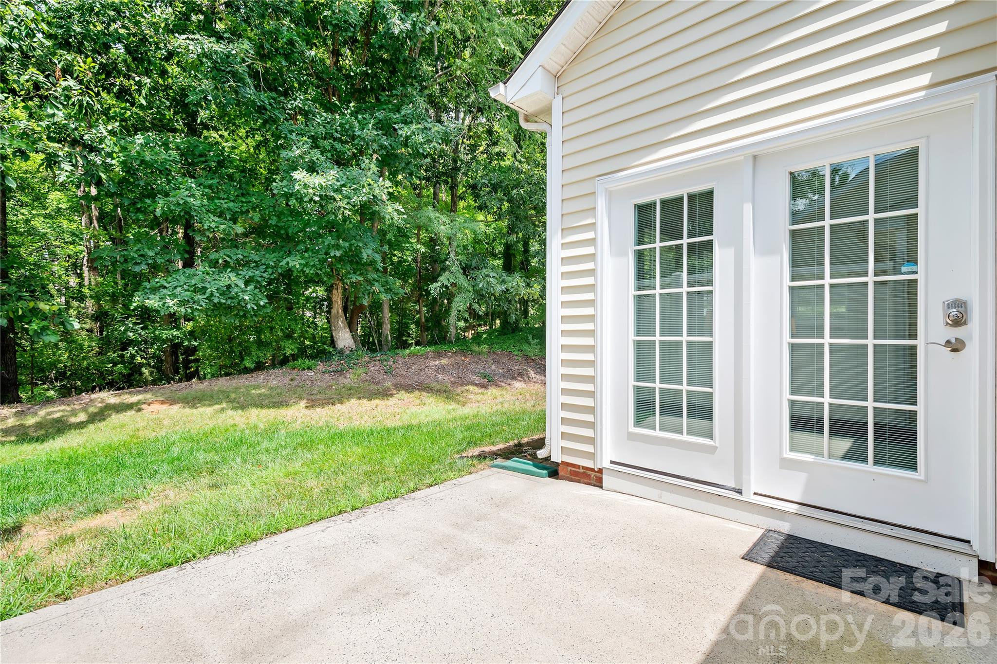 14661 Greenpoint Lane — Huntersville