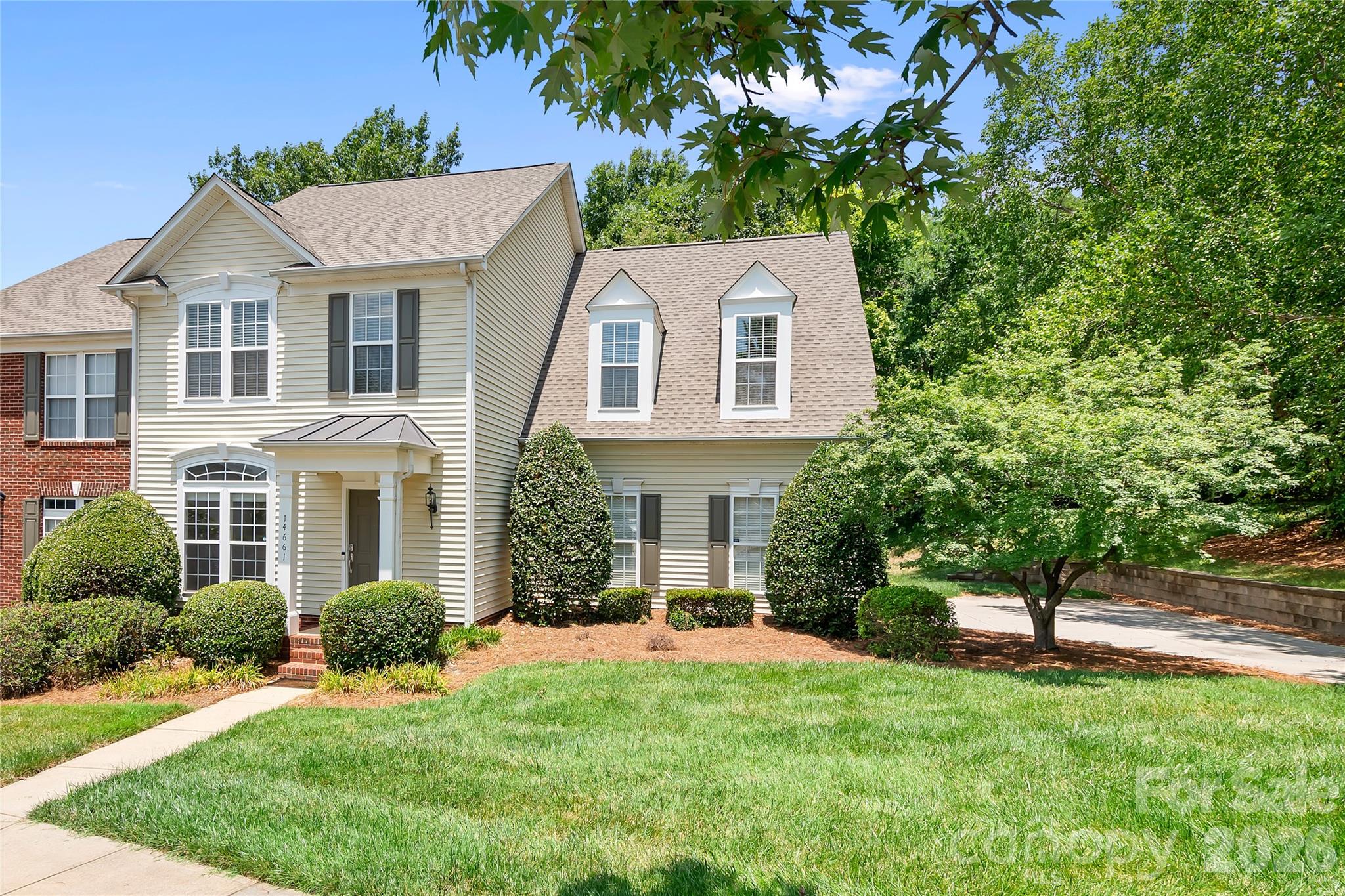 14661 Greenpoint Lane — Huntersville