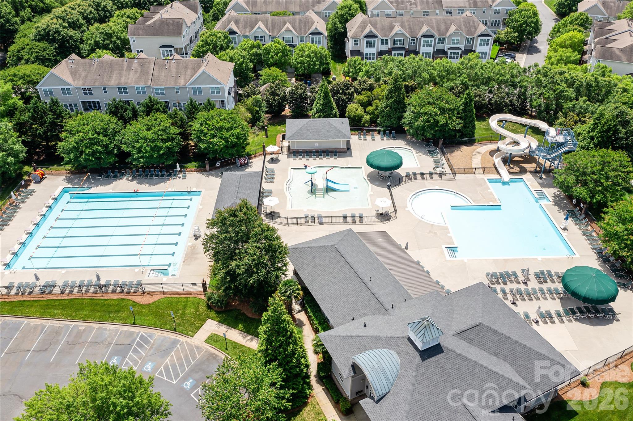 14661 Greenpoint Lane — Huntersville