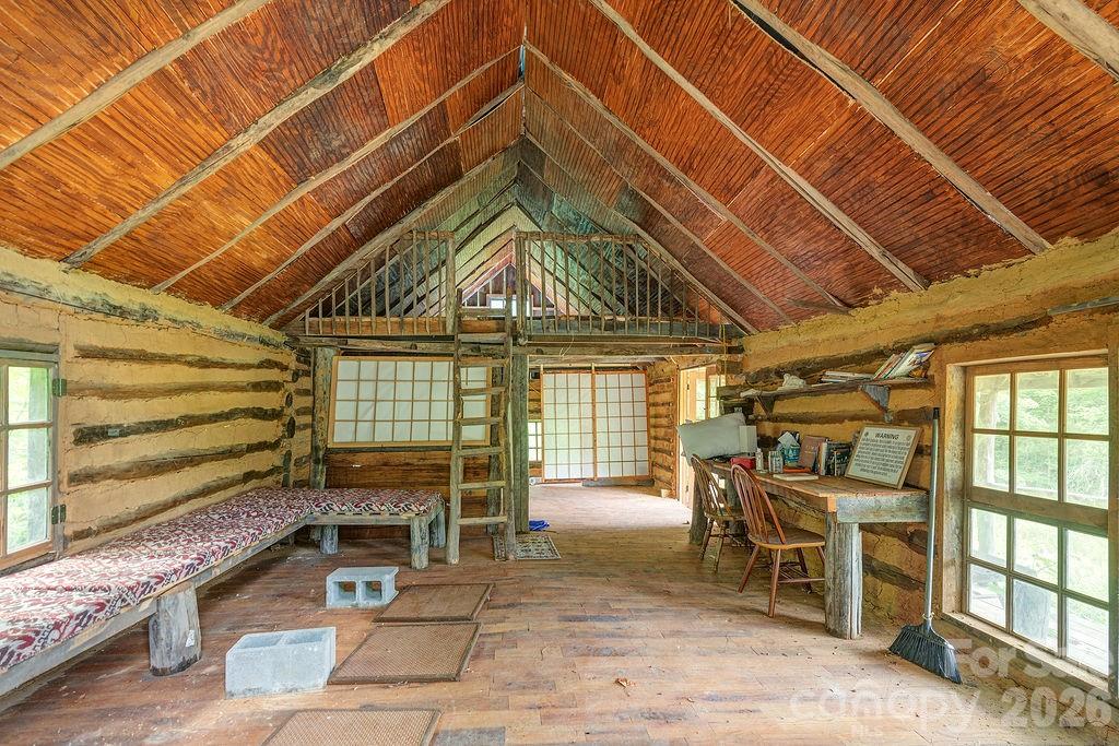 8485 Meadow Fork Road — Hot Springs