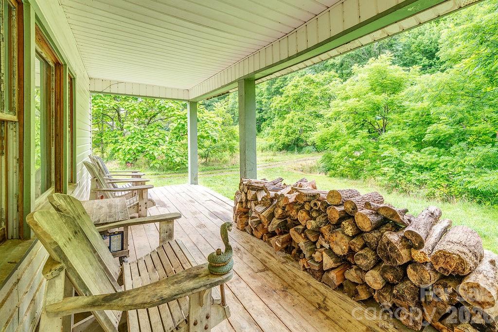 8485 Meadow Fork Road — Hot Springs