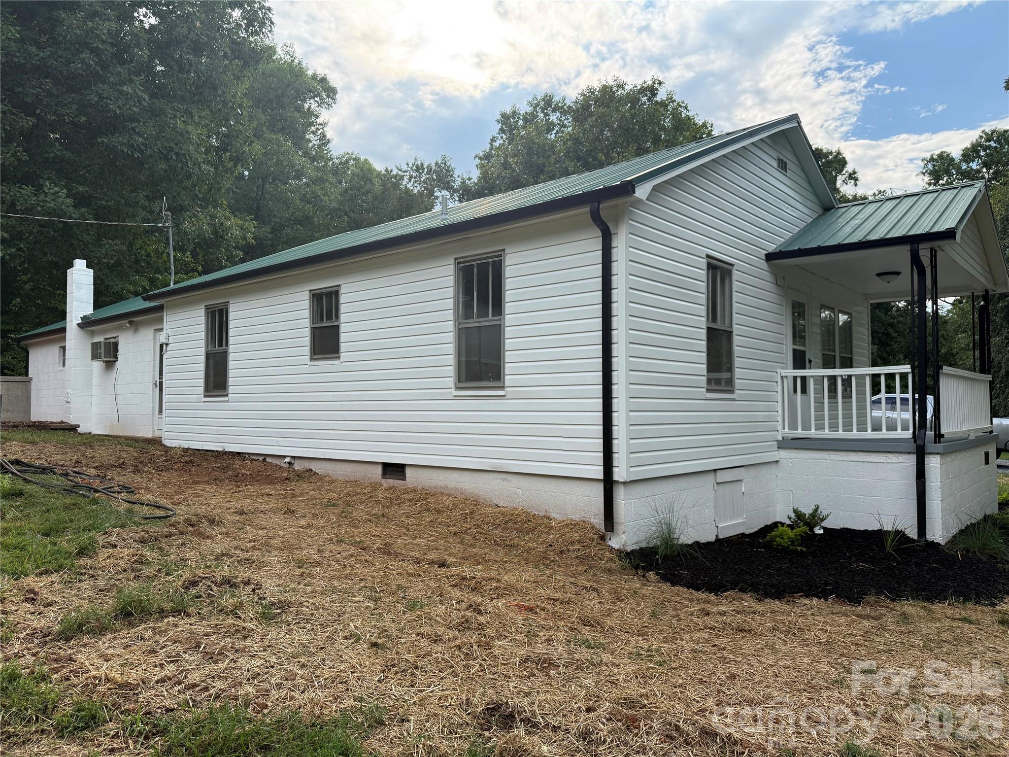 4954 Crawley Dale Street — Morganton