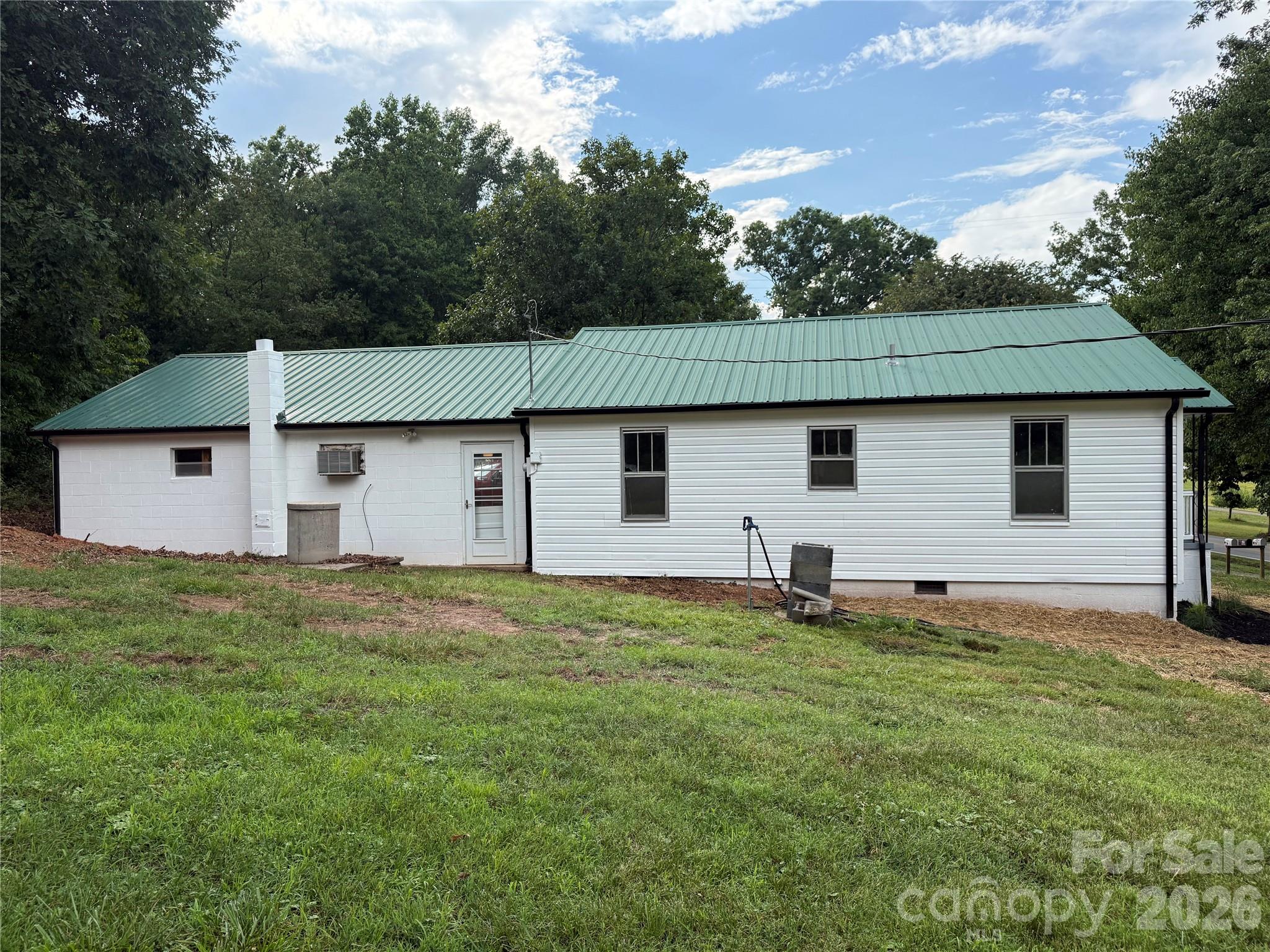 4954 Crawley Dale Street — Morganton