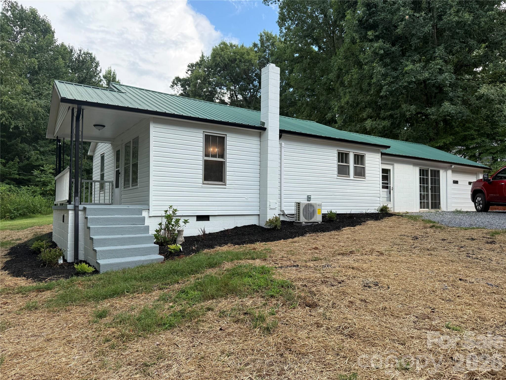 4954 Crawley Dale Street — Morganton