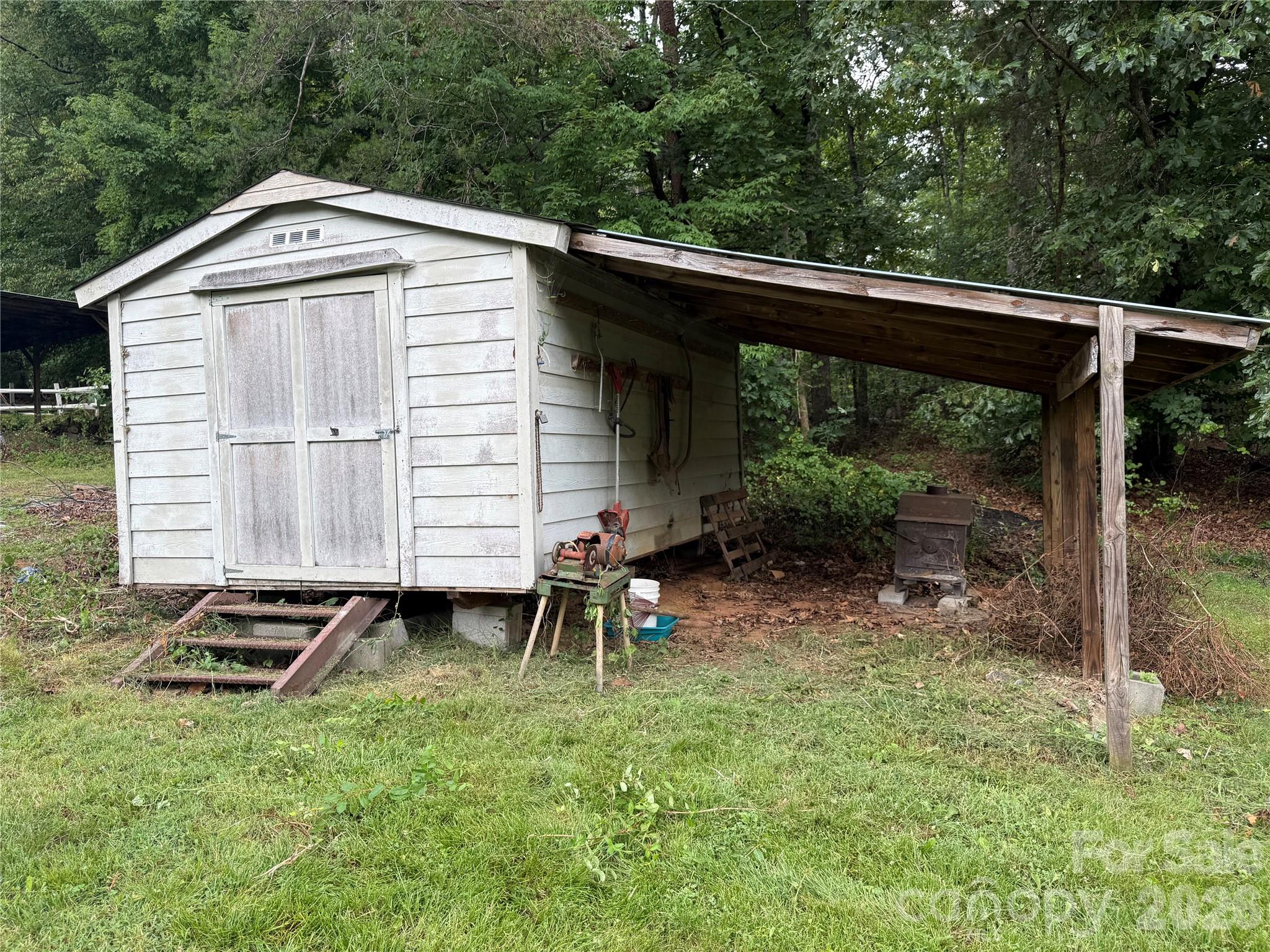 4954 Crawley Dale Street — Morganton