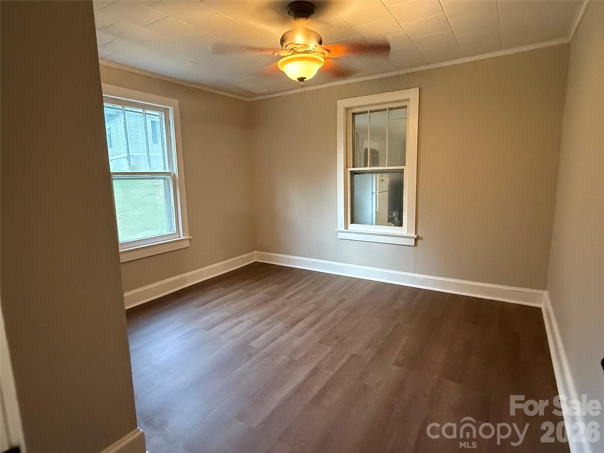 4954 Crawley Dale Street — Morganton