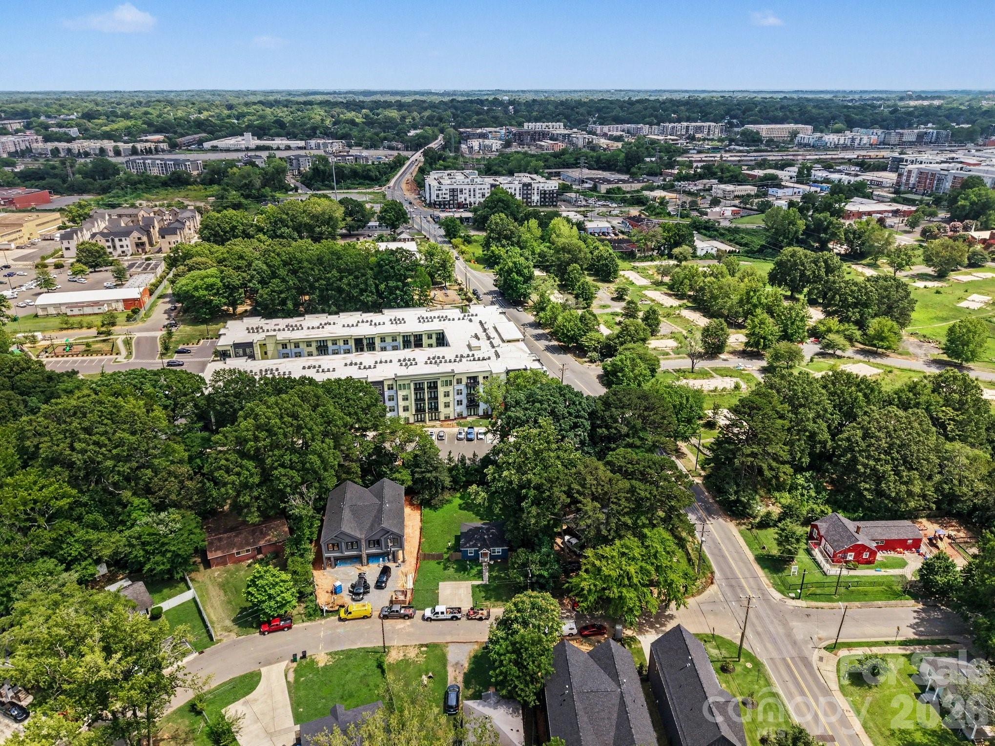 2708 Catalina Avenue — Charlotte