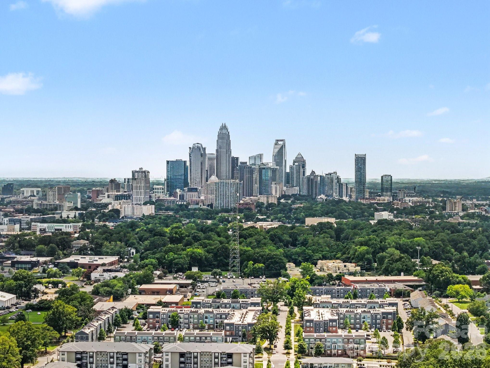 2708 Catalina Avenue — Charlotte