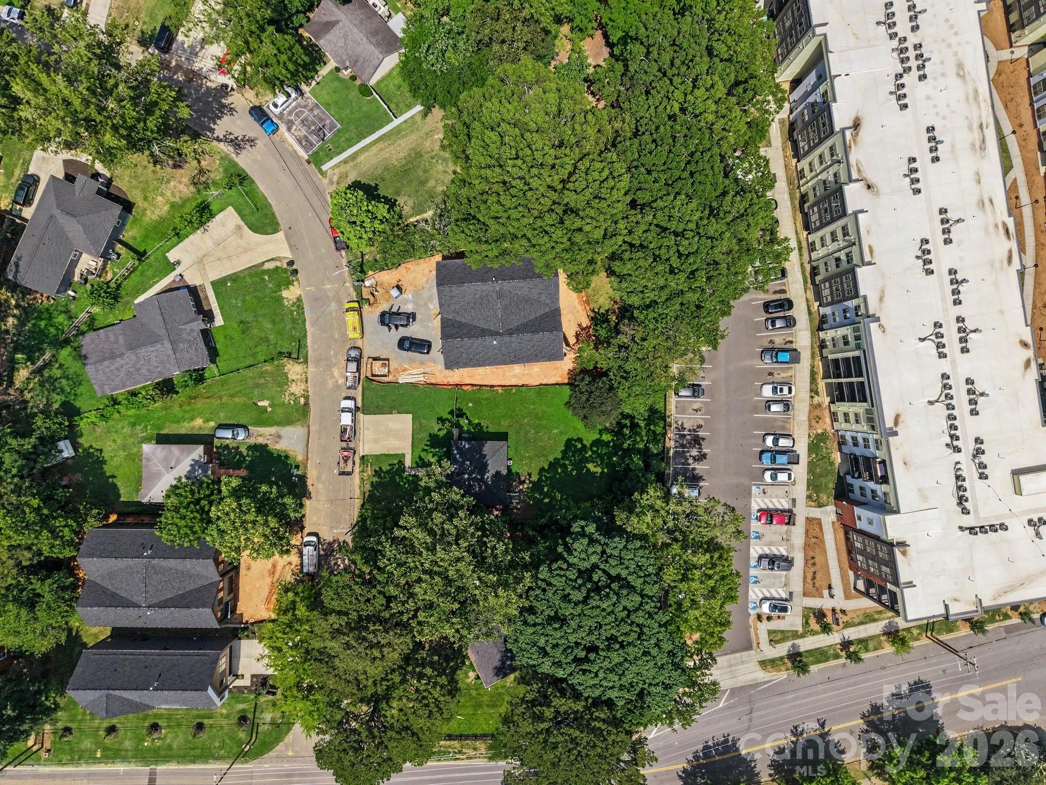 2708 Catalina Avenue — Charlotte