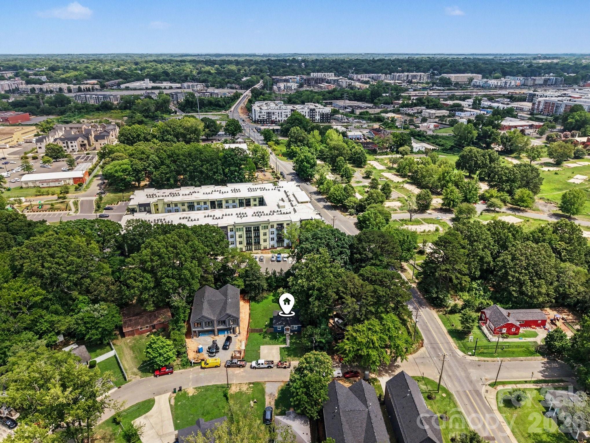 2708 Catalina Avenue — Charlotte