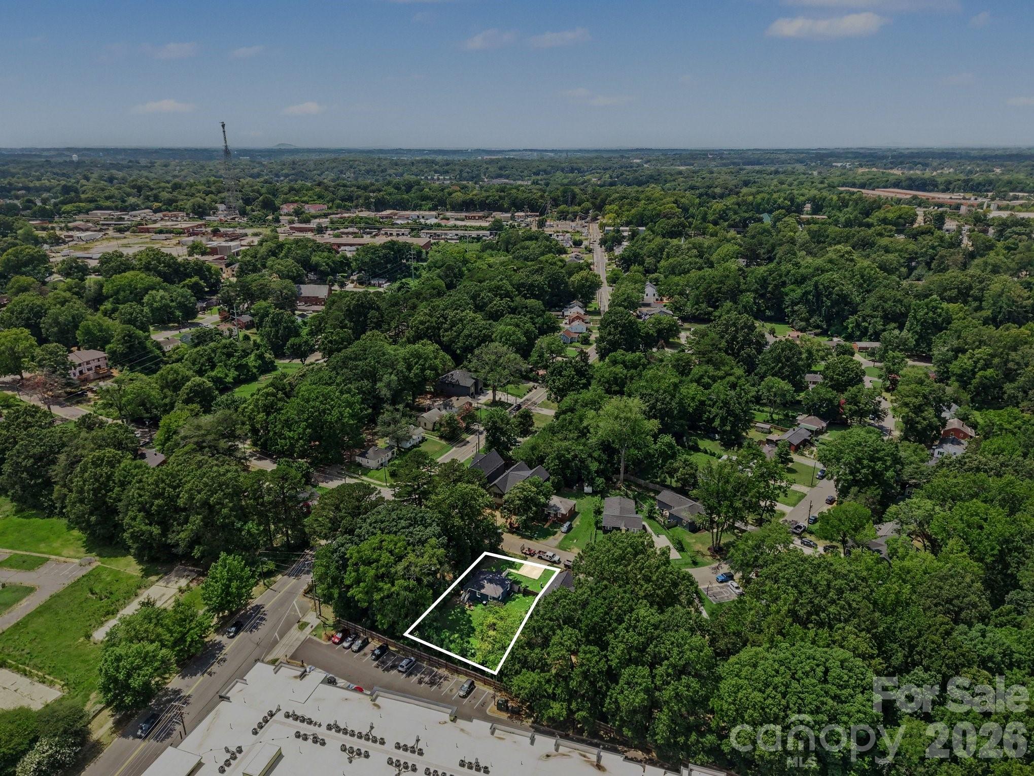 2708 Catalina Avenue — Charlotte