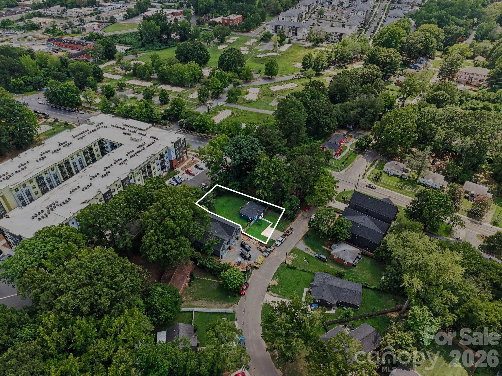 2708 Catalina Avenue — Charlotte