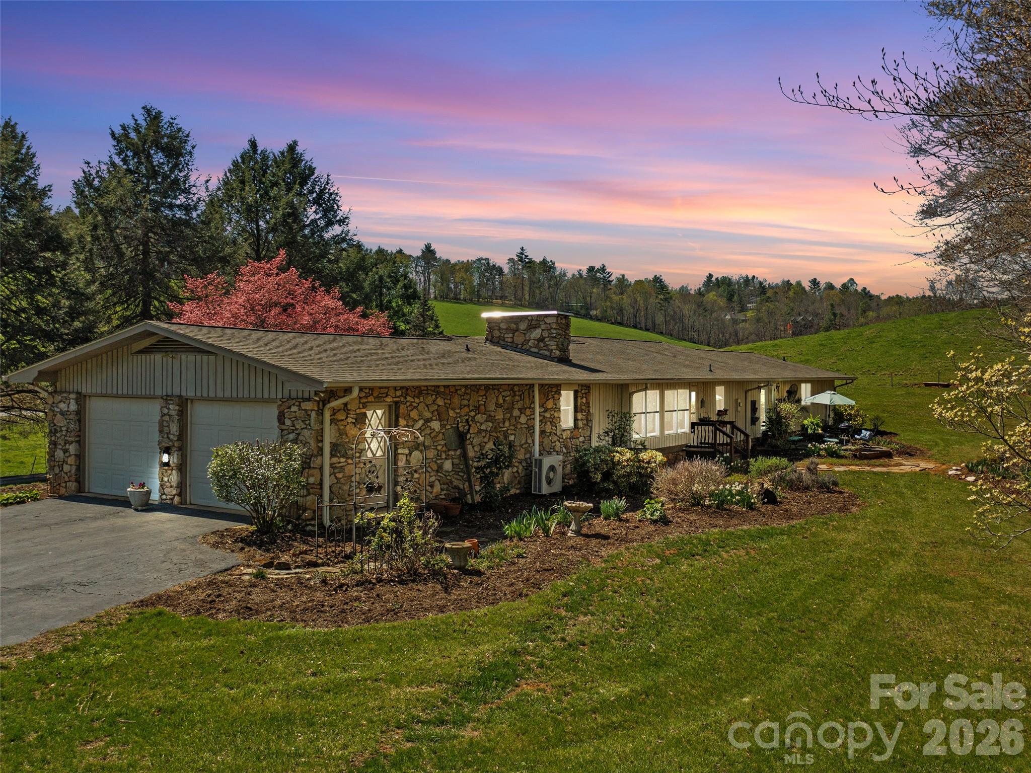 1617 California Creek Road — Mars Hill