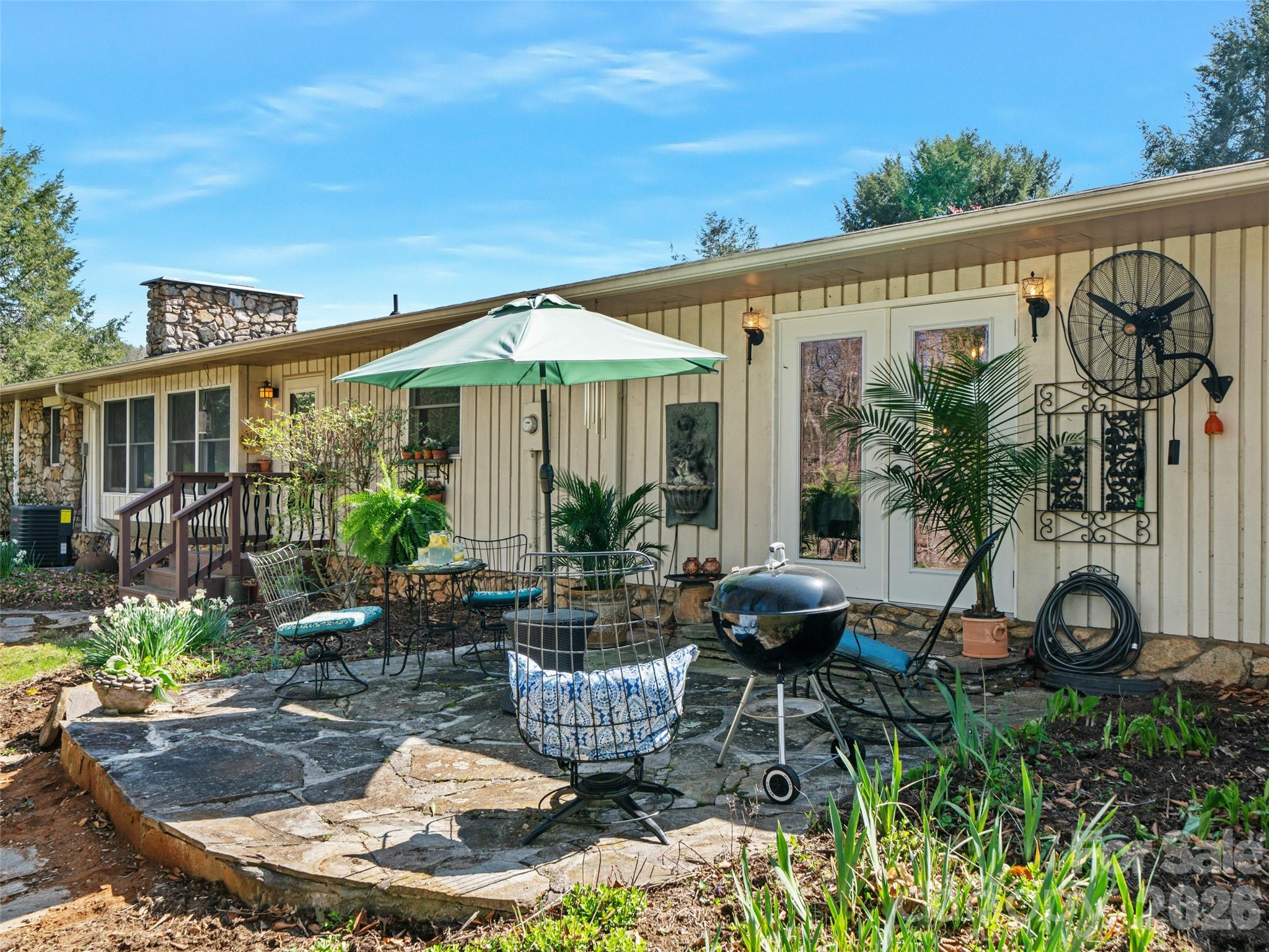1617 California Creek Road — Mars Hill