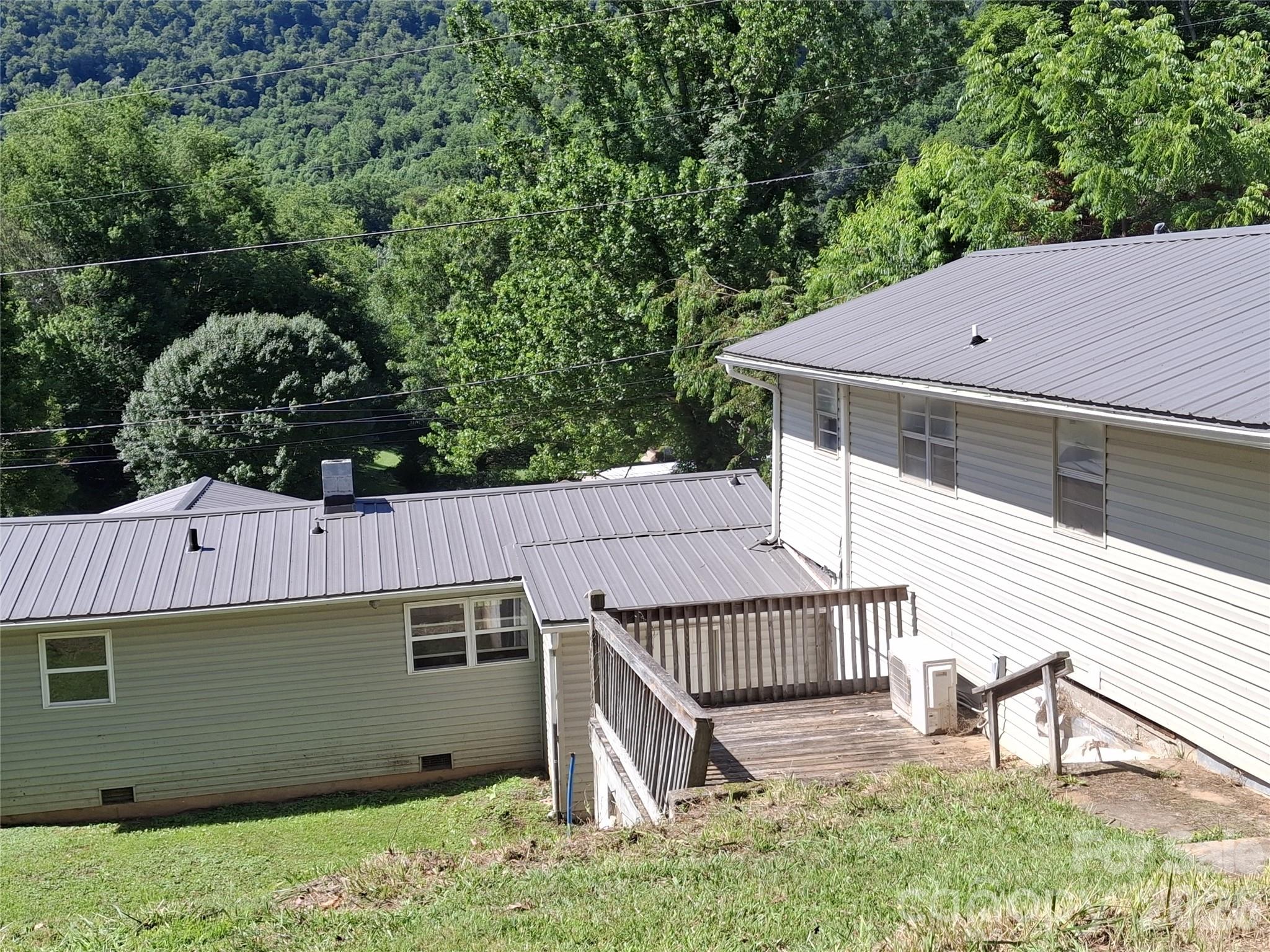 2795 Old Henson Cove Road — Canton