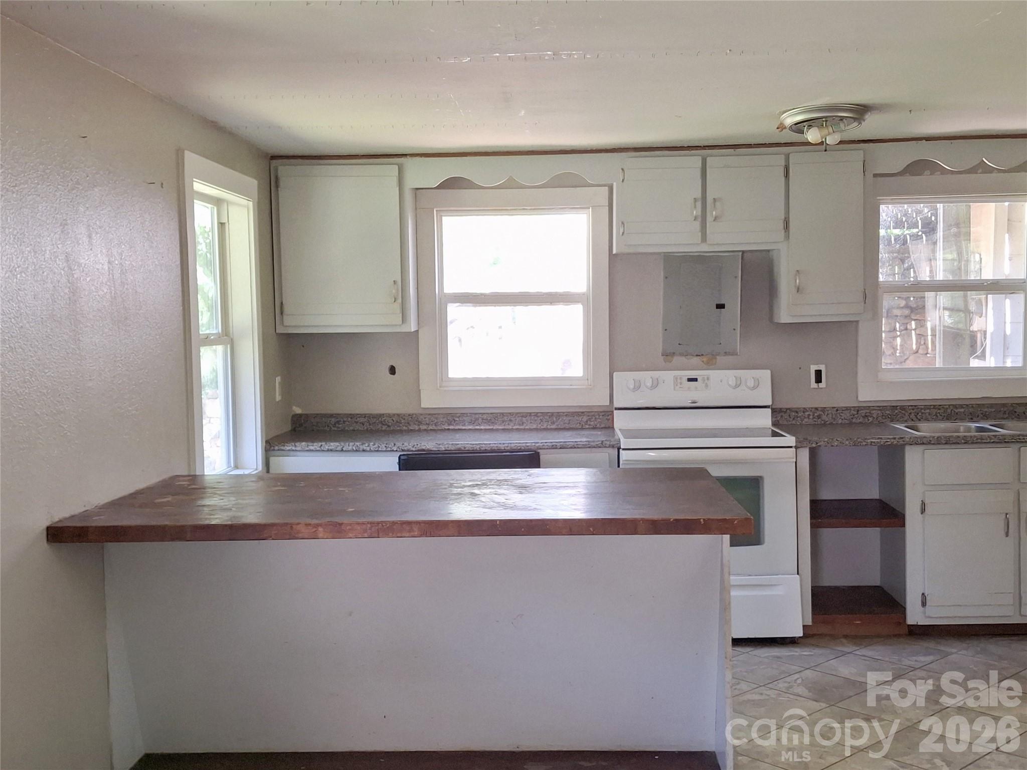 2795 Old Henson Cove Road — Canton