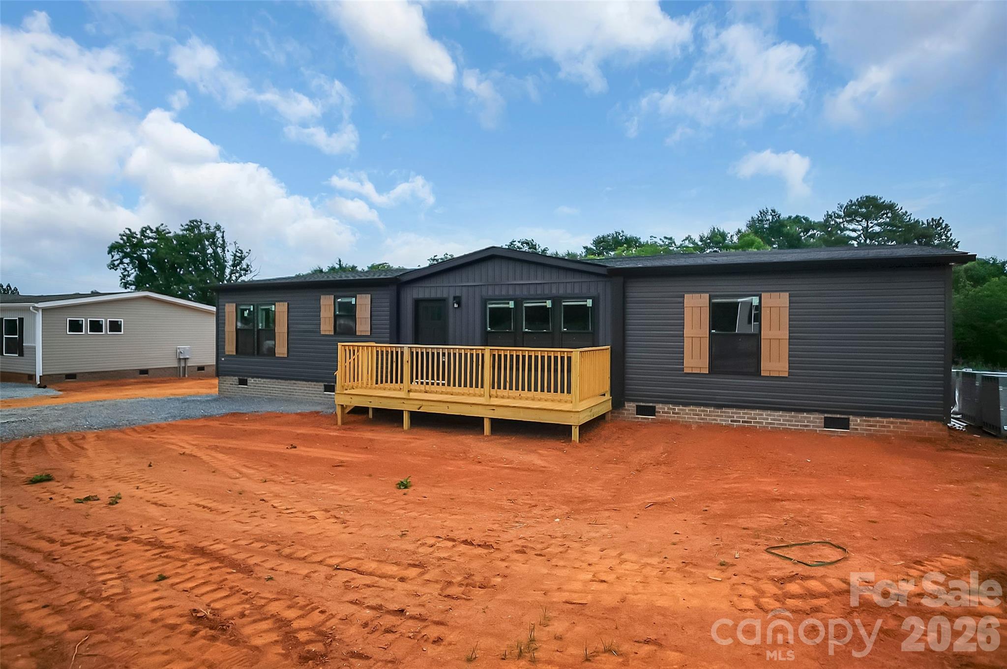 805 Eagle View Lane — Lawndale