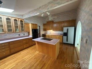 317 Low Bridge Road — Forest City