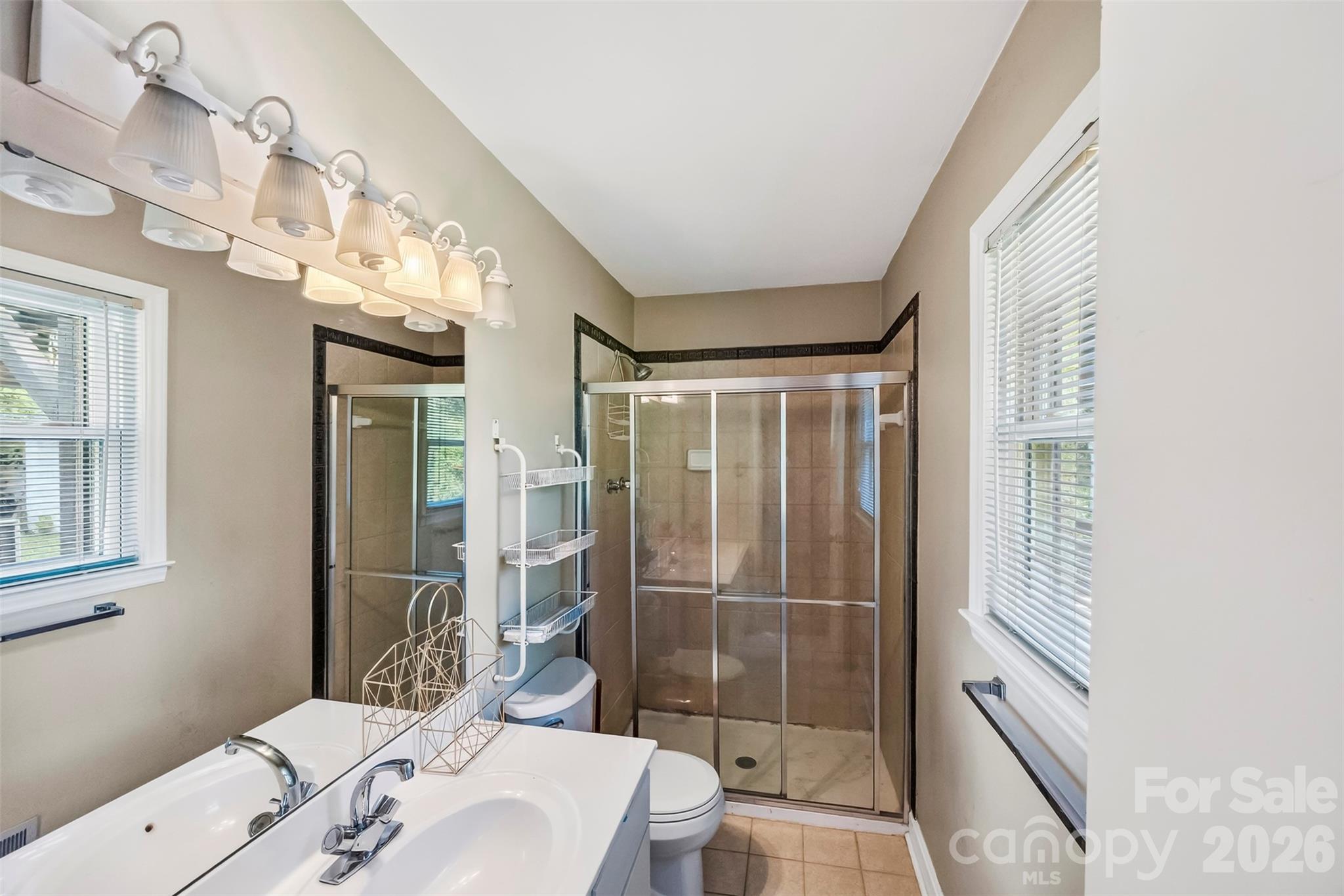 1830 Northbrook Drive — Charlotte