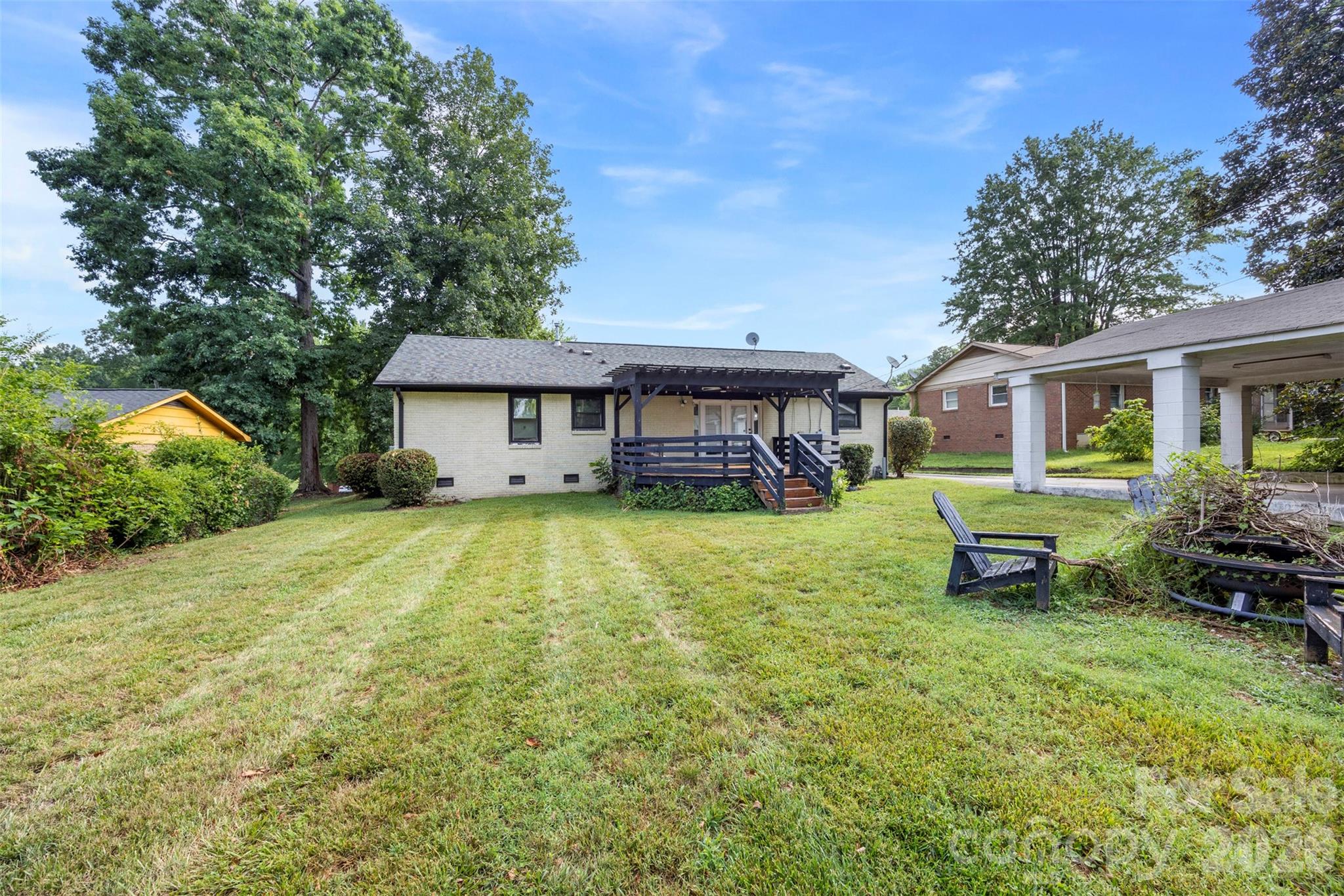 1830 Northbrook Drive — Charlotte