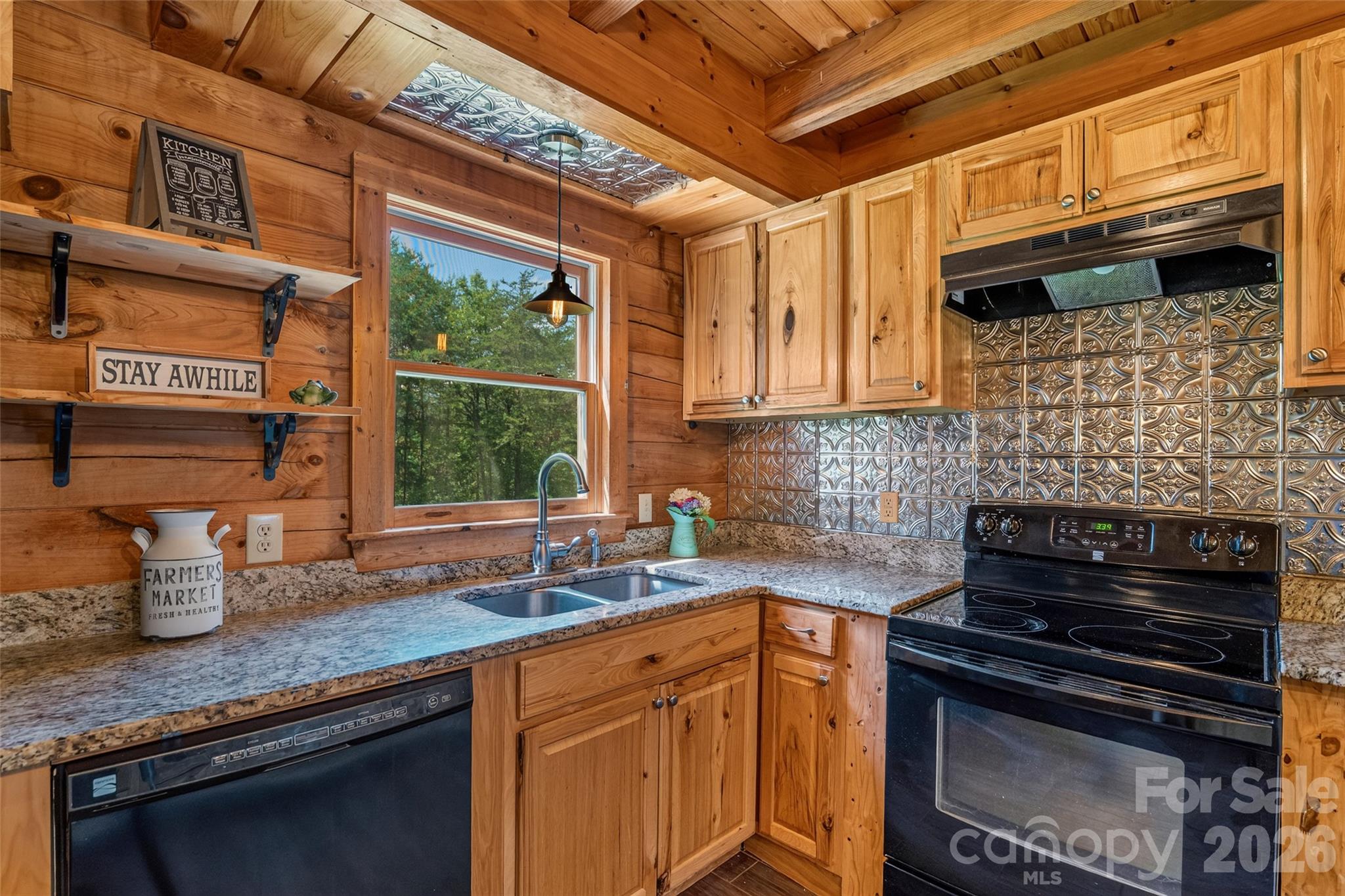 4551 Lake Adger Parkway — Mill Spring
