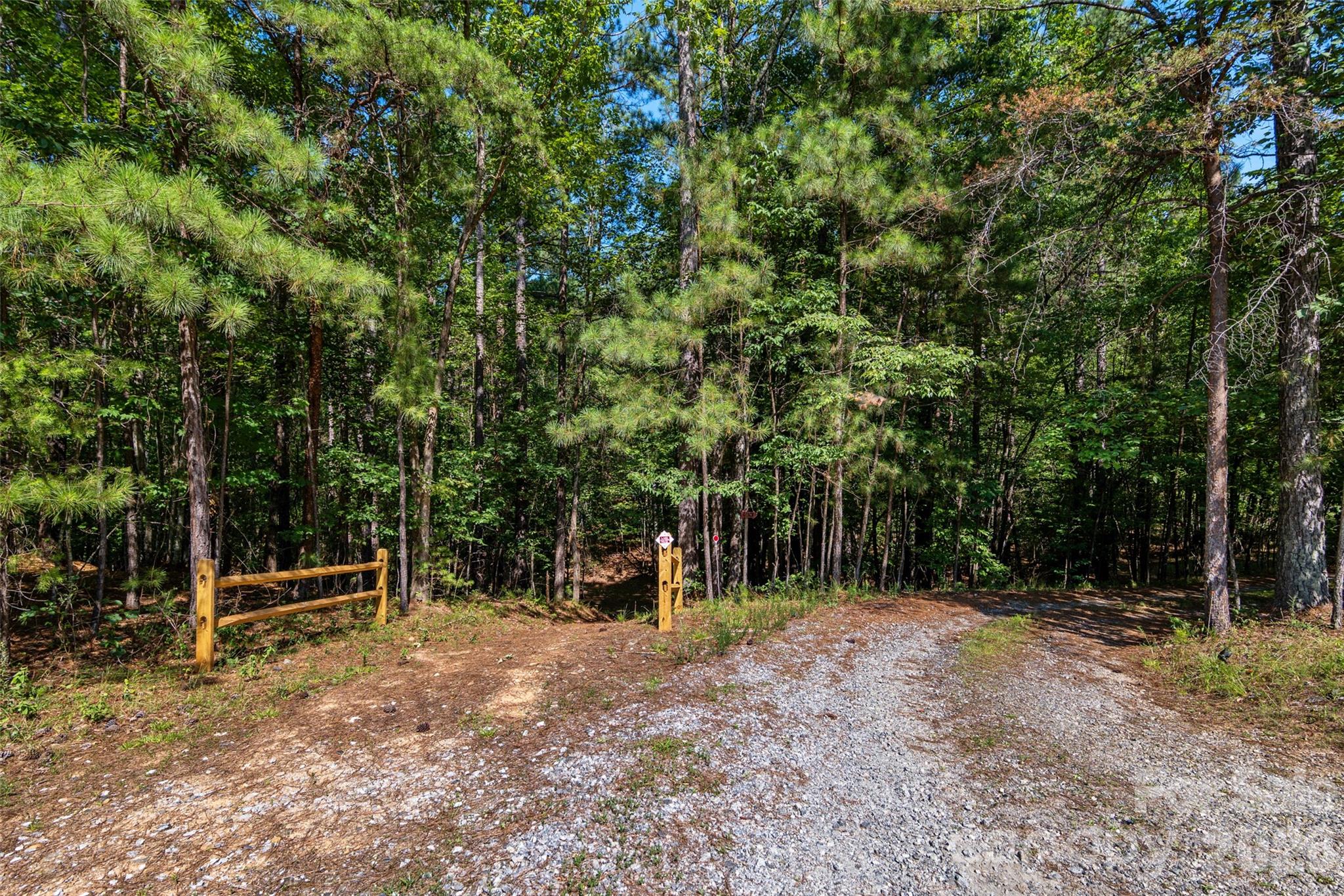 4551 Lake Adger Parkway — Mill Spring