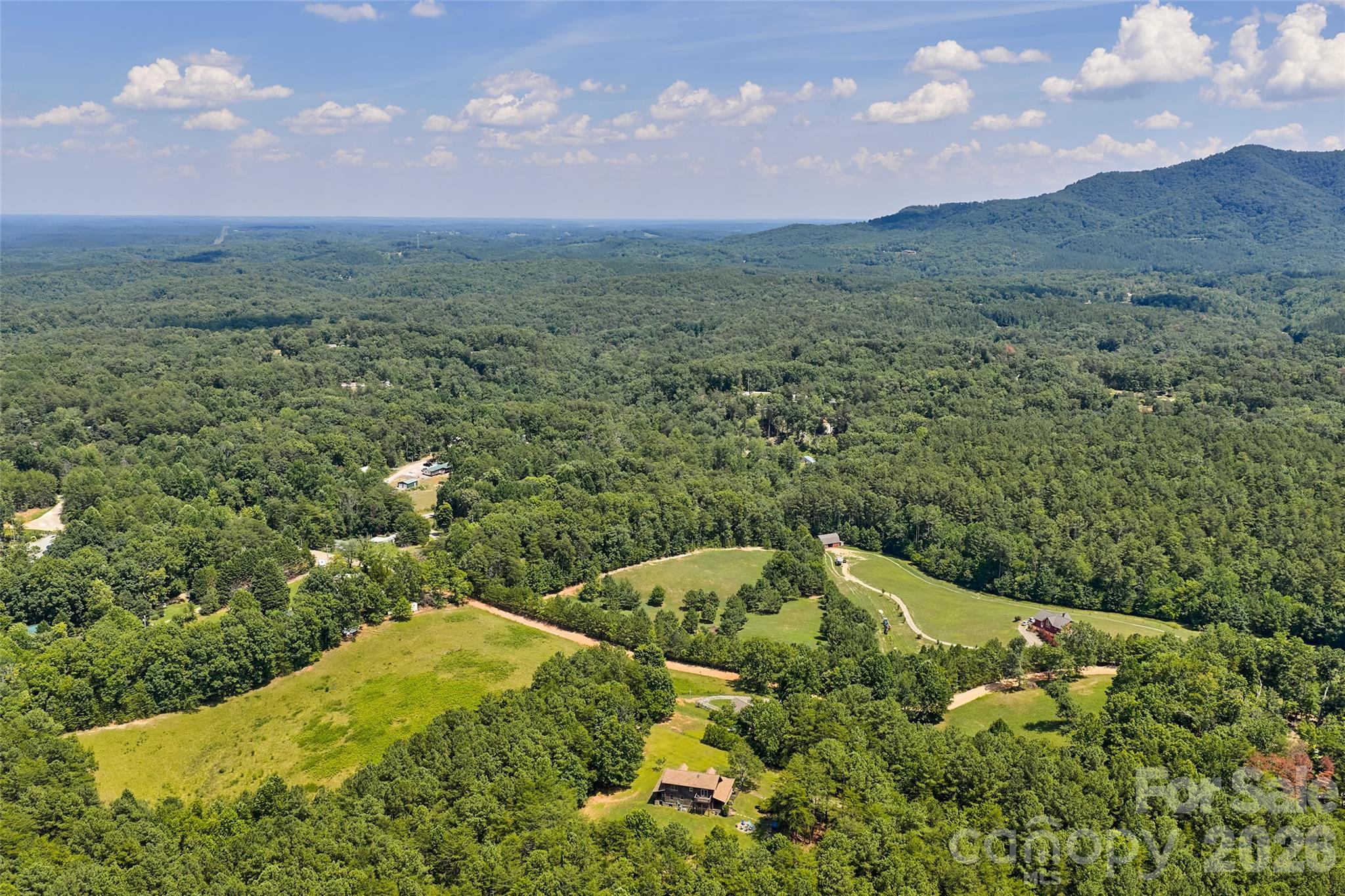 4551 Lake Adger Parkway — Mill Spring