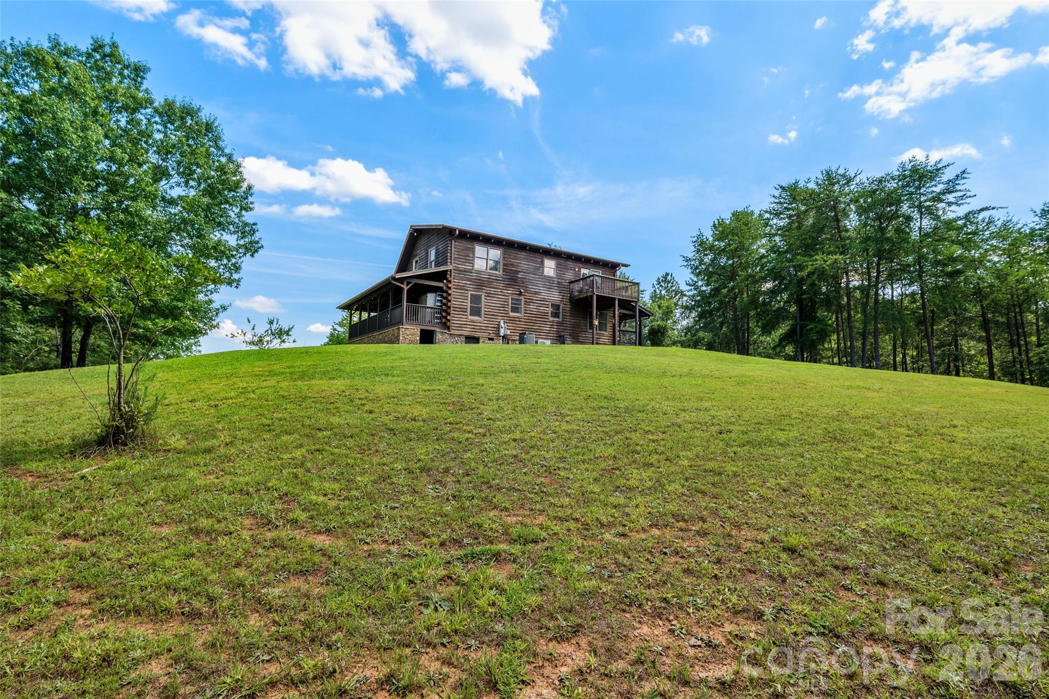 4551 Lake Adger Parkway — Mill Spring
