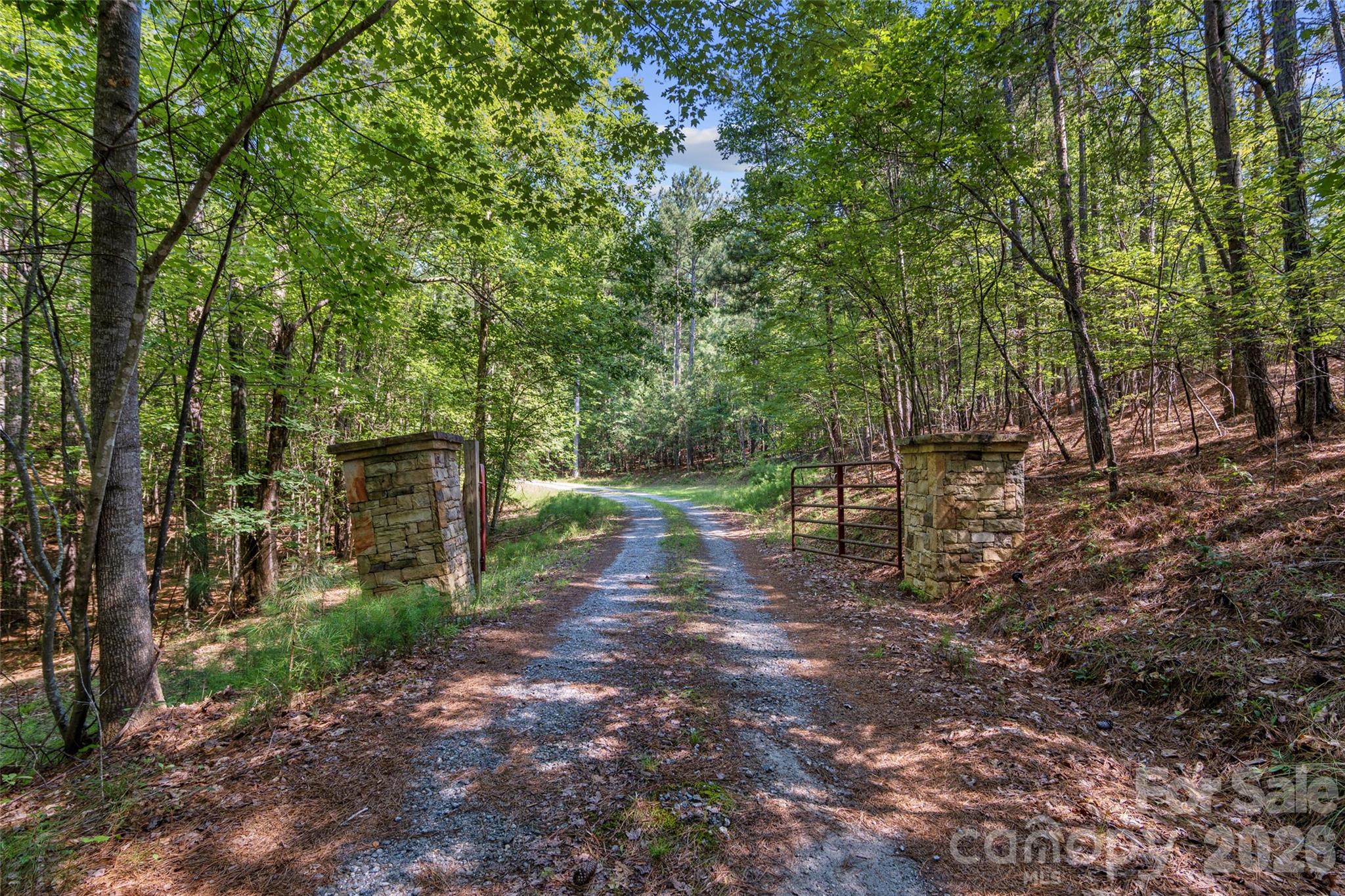 4551 Lake Adger Parkway — Mill Spring
