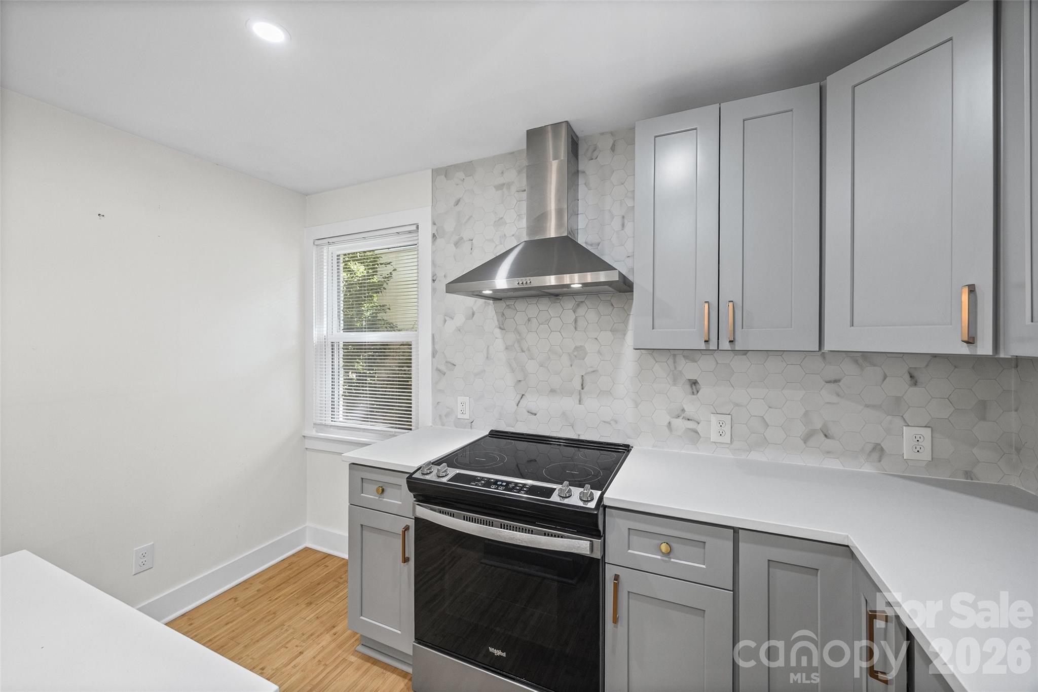 4910 Valley Stream Road — Charlotte