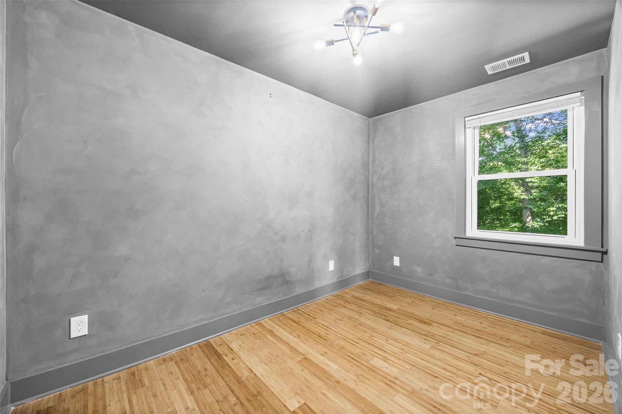 4910 Valley Stream Road — Charlotte