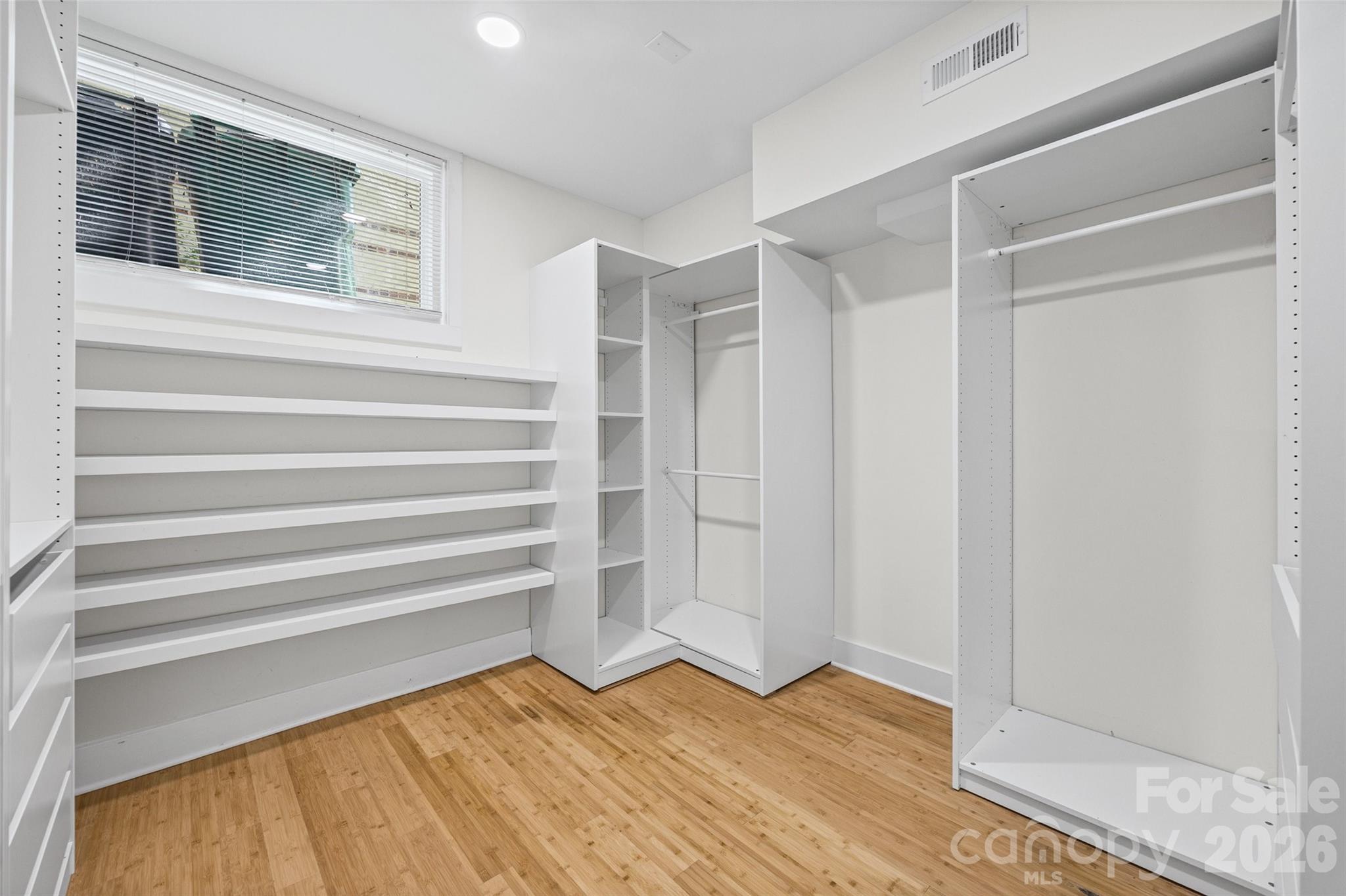 4910 Valley Stream Road — Charlotte
