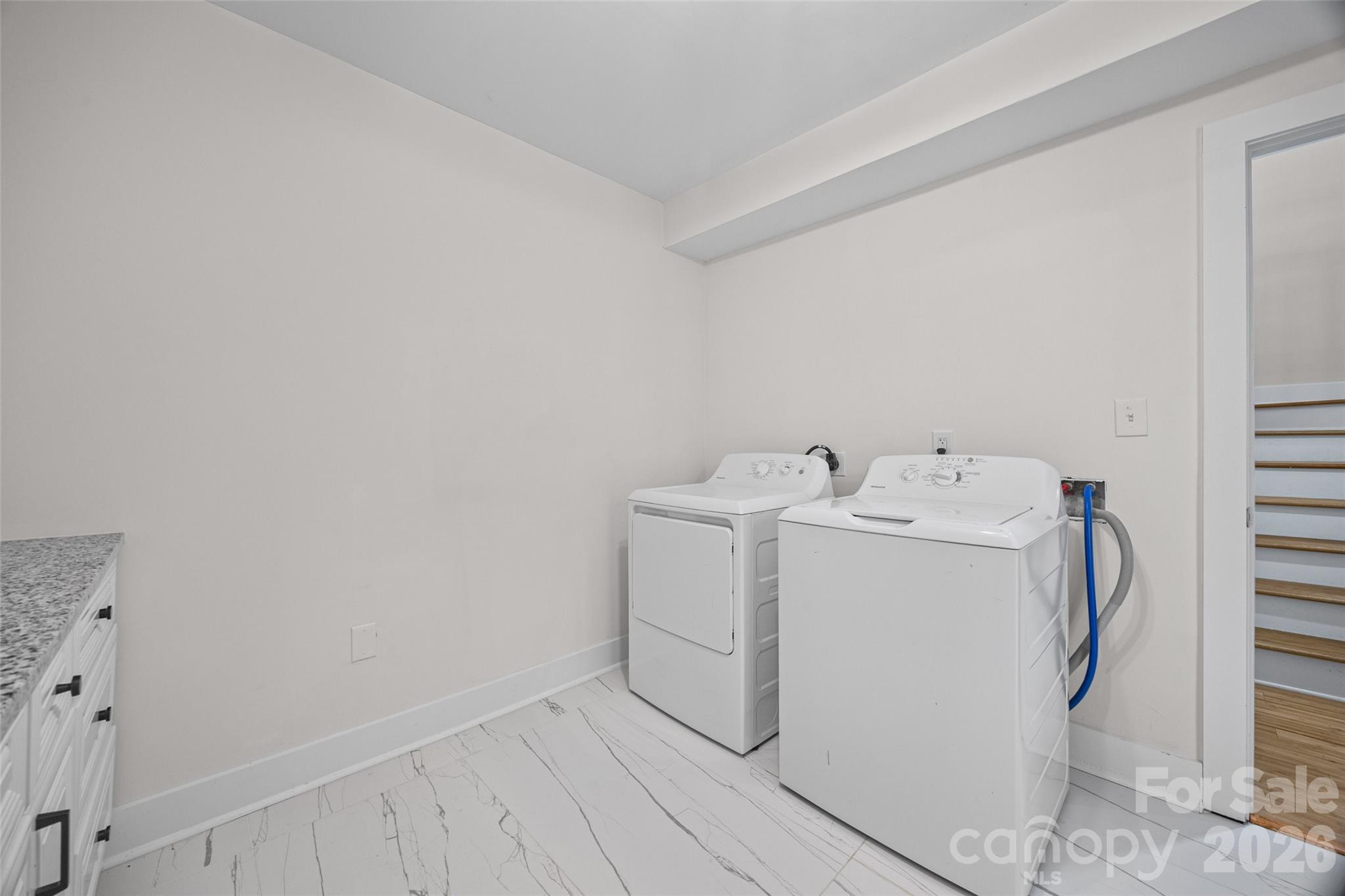 4910 Valley Stream Road — Charlotte