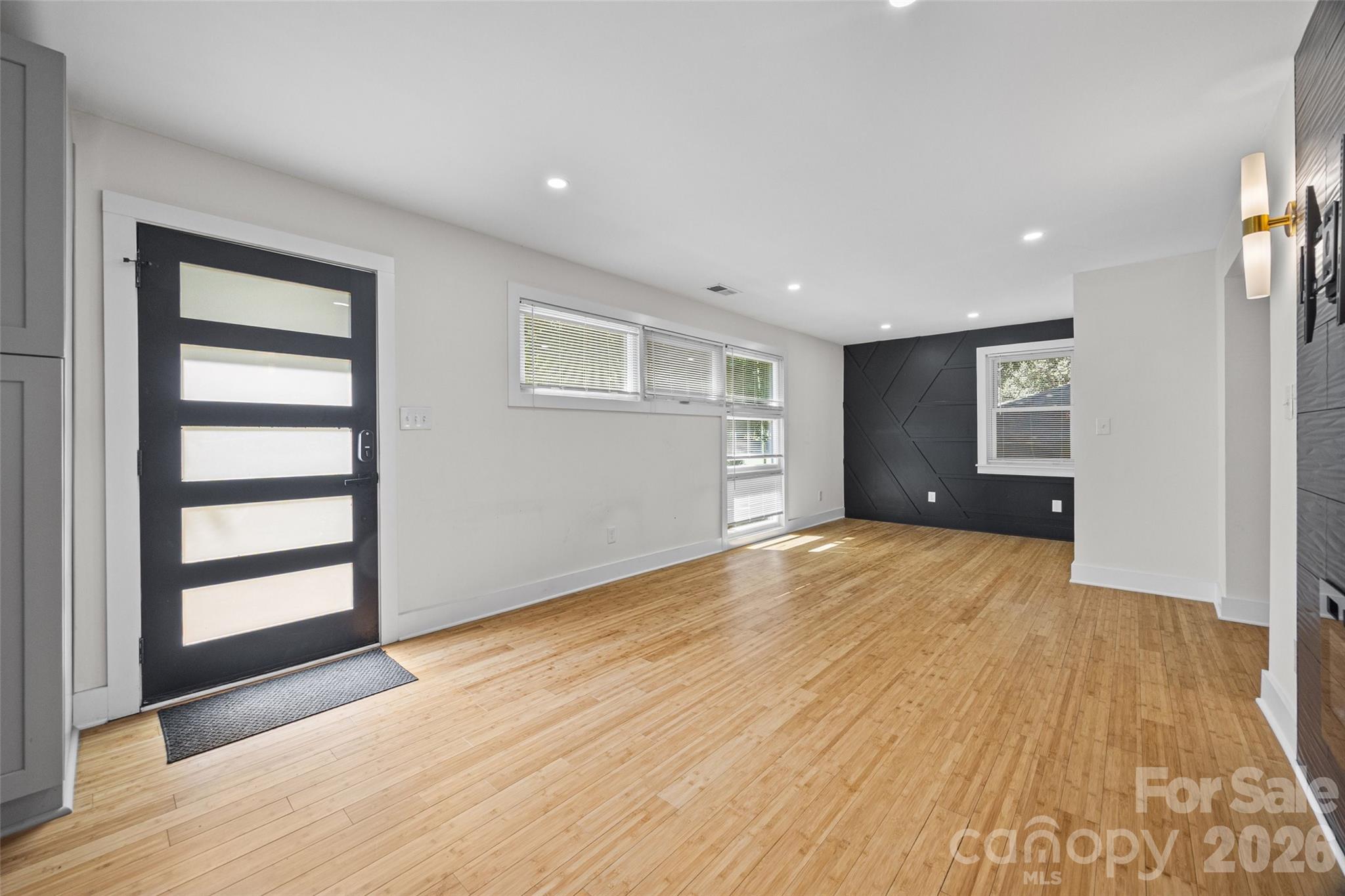 4910 Valley Stream Road — Charlotte